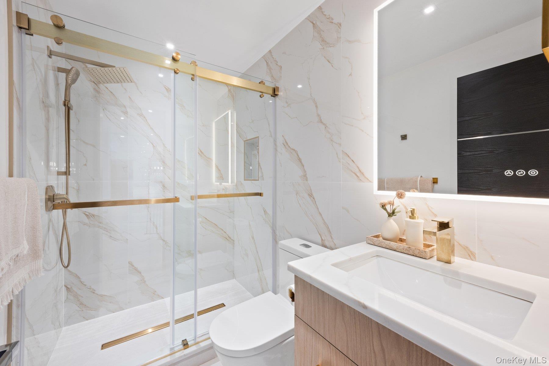 14 Jomarr Court — photo 16
