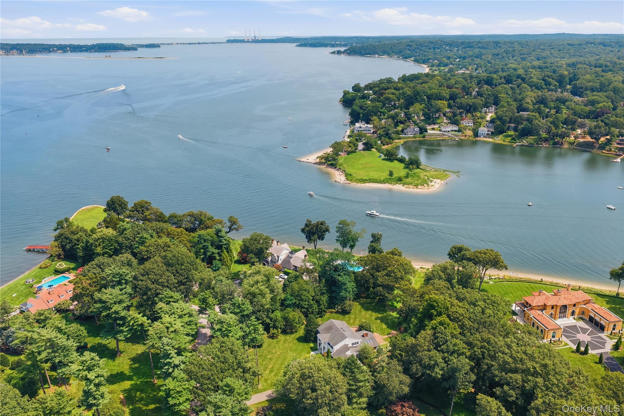 6 Lighthouse Point — photo 2