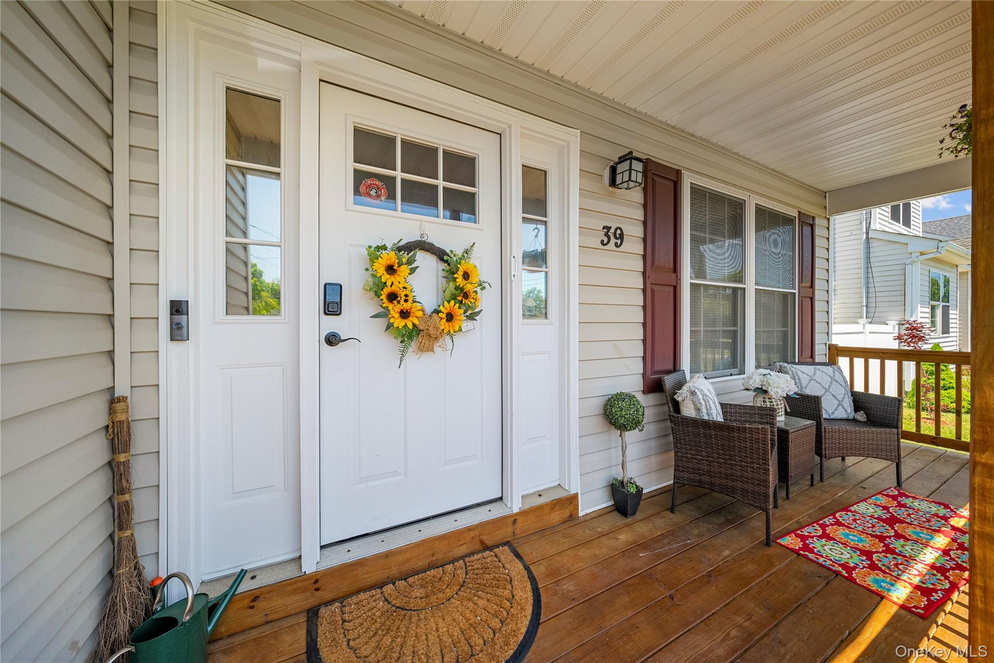 39 Seymour Drive — photo 2