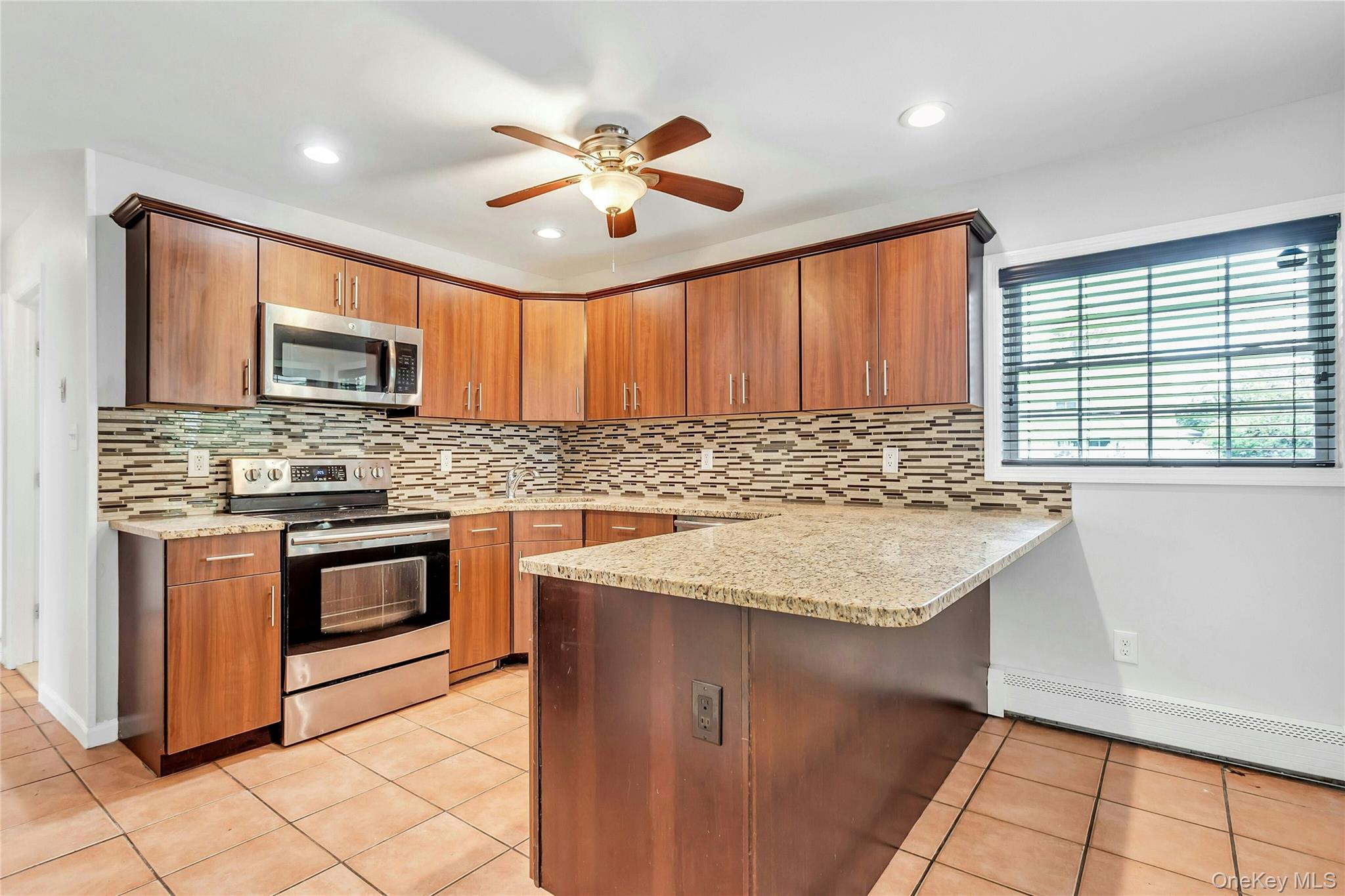 36 Atlas Lane — photo 3