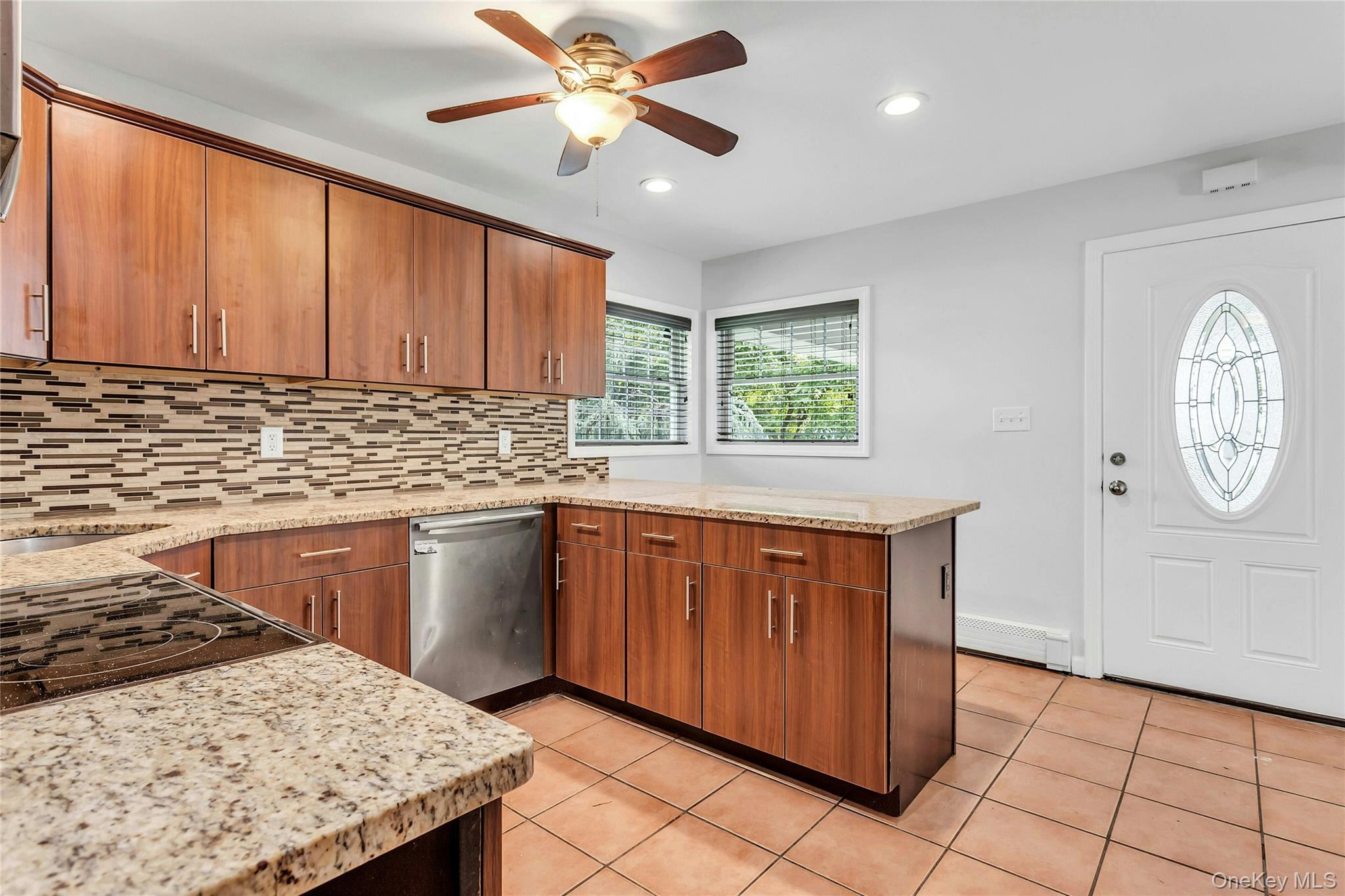 36 Atlas Lane — photo 4