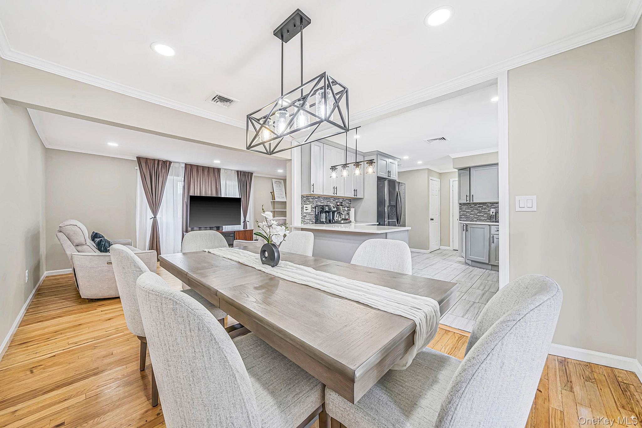 95 Colonial Drive — photo 9