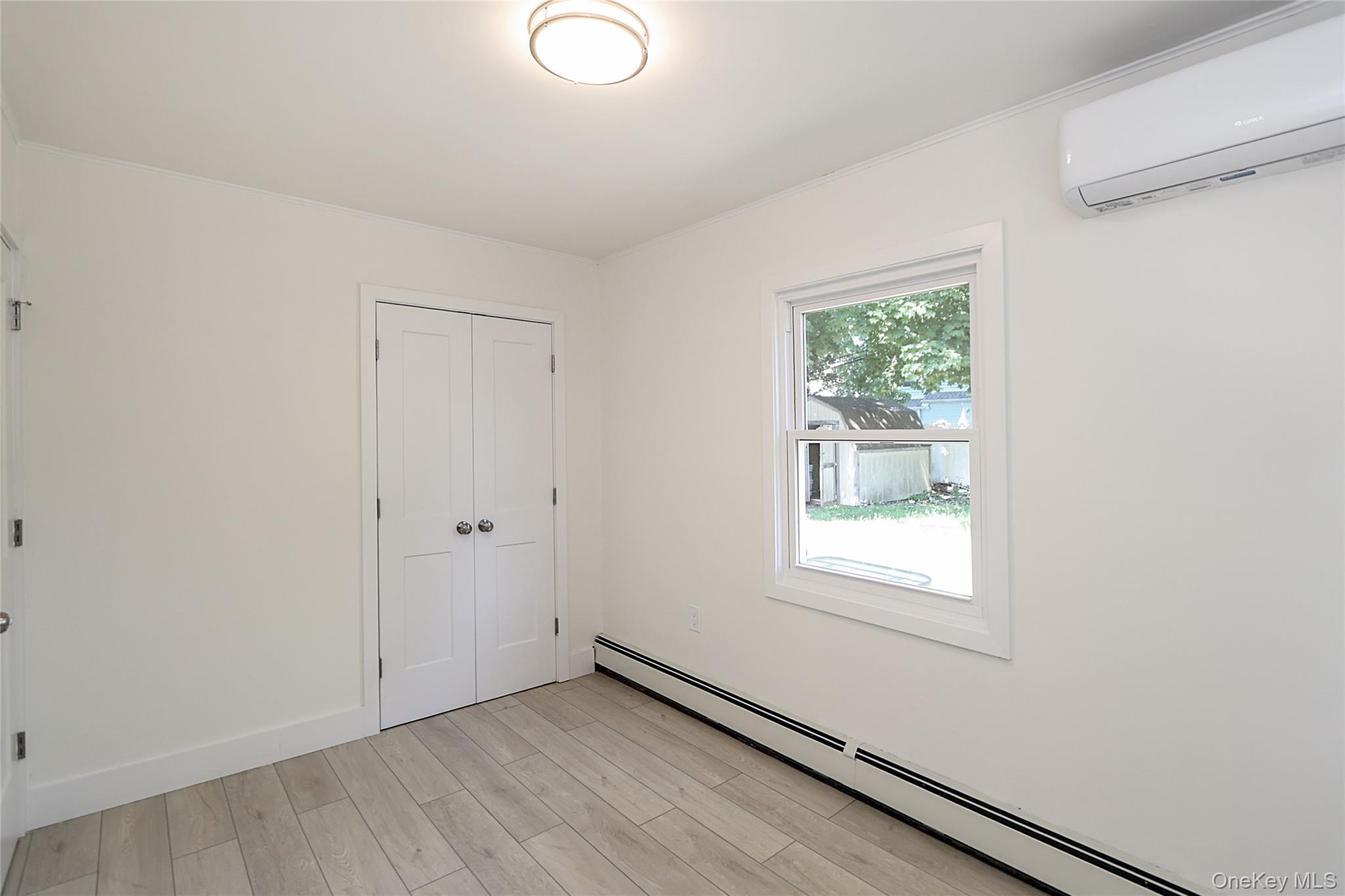 12 Garland — photo 16