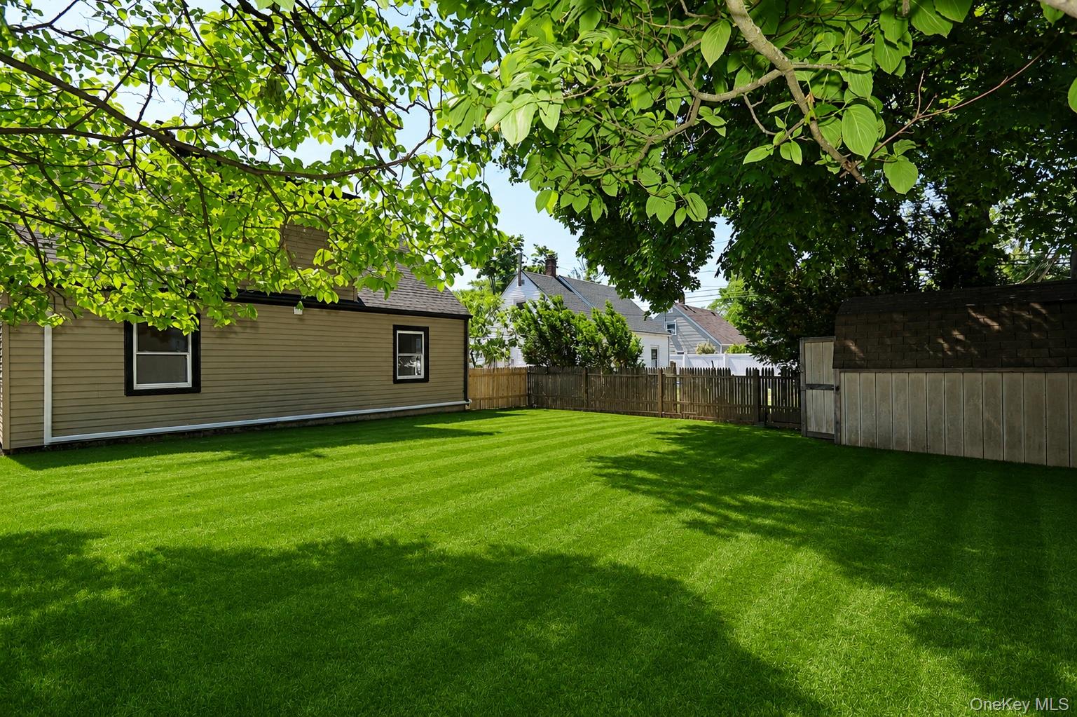 12 Garland — photo 28