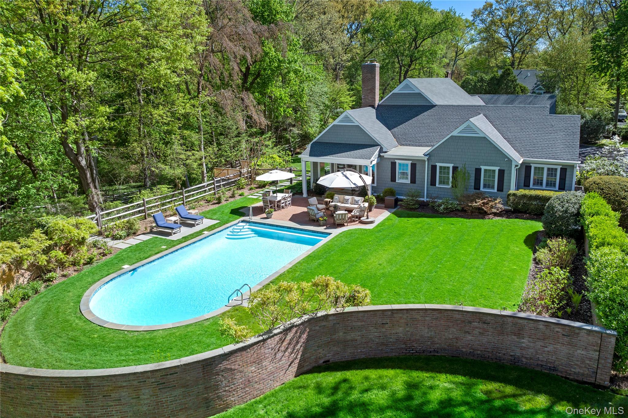 18 Matinecock Farms Road — photo 4