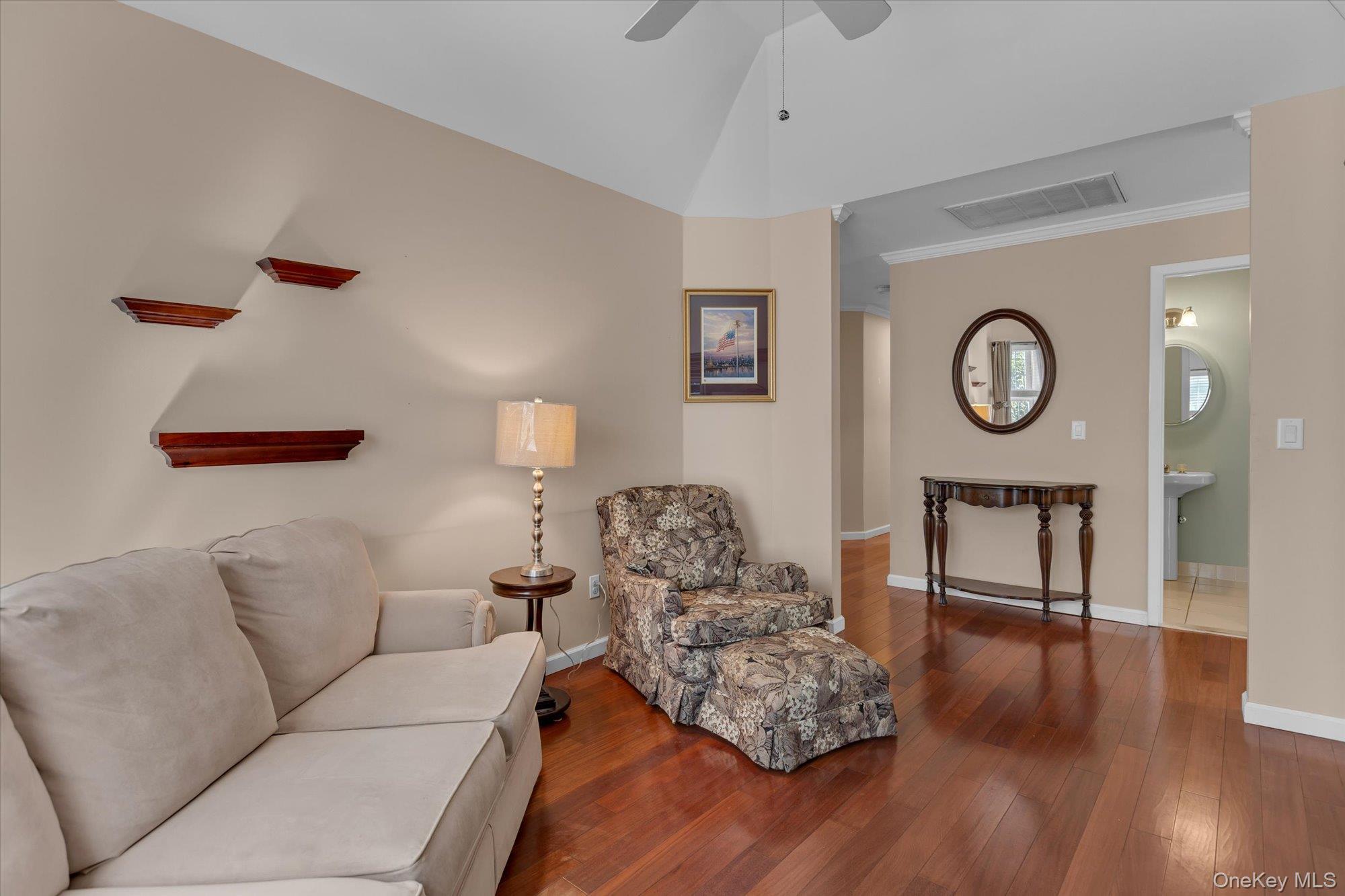 11 Lakebridge Drive — photo 8