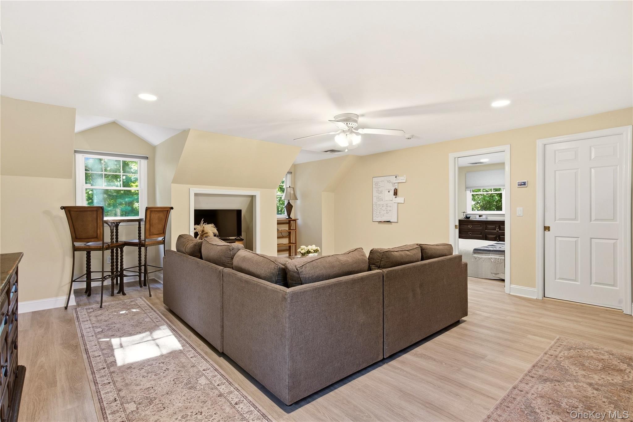 31 Crosby Place — photo 26
