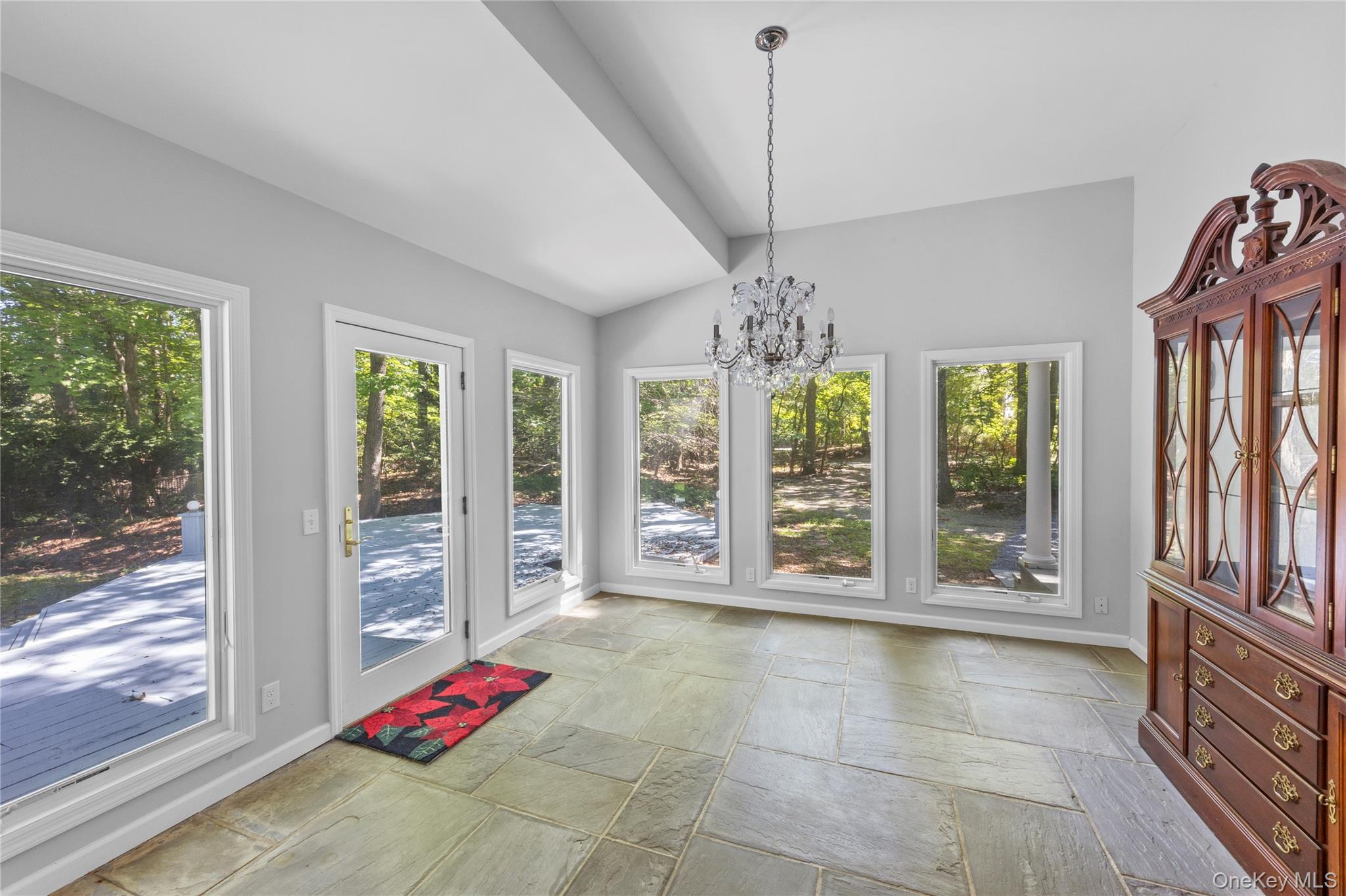 23 Cliff Road — photo 8