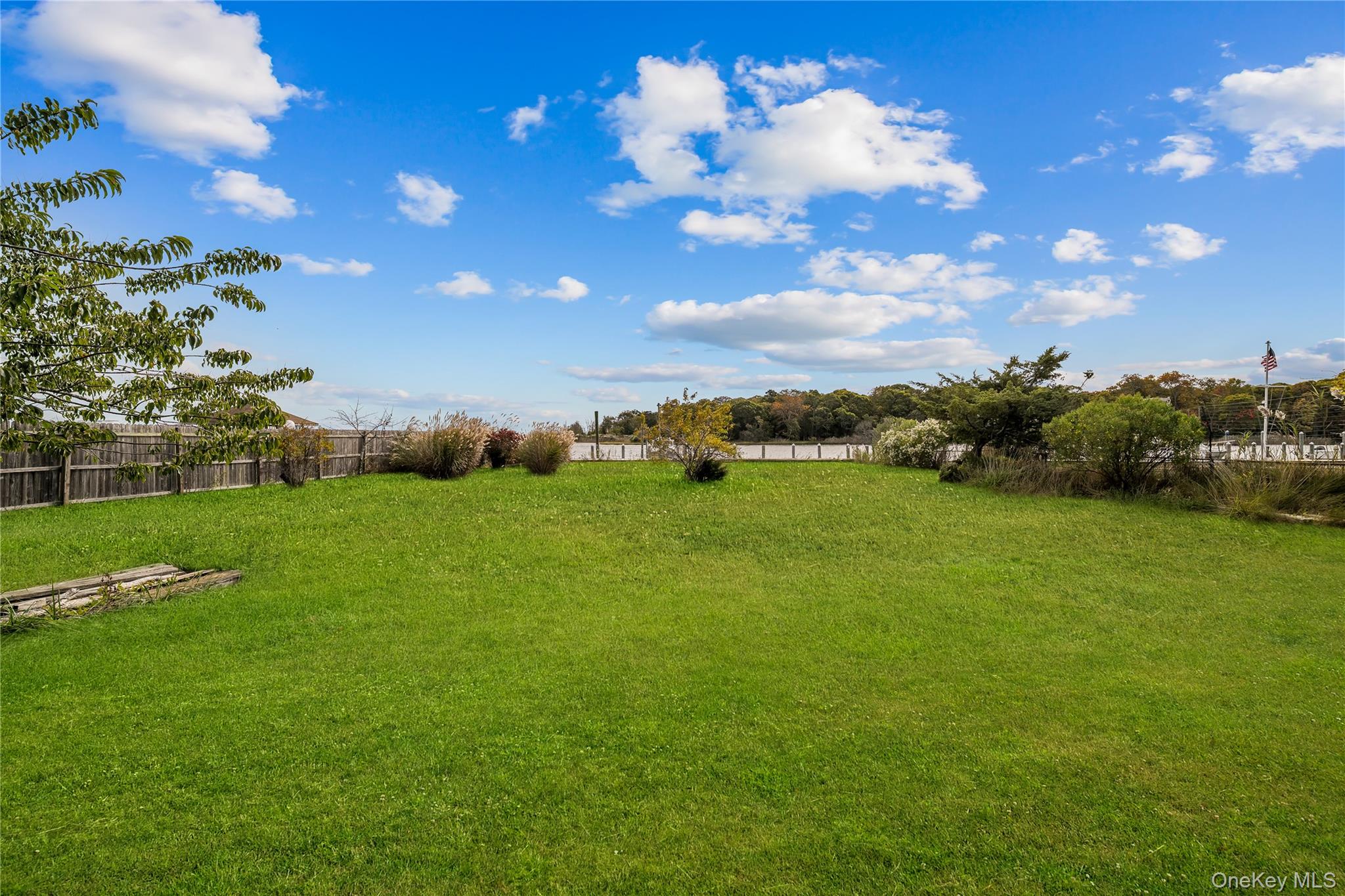 22 Shore Drive — photo 32