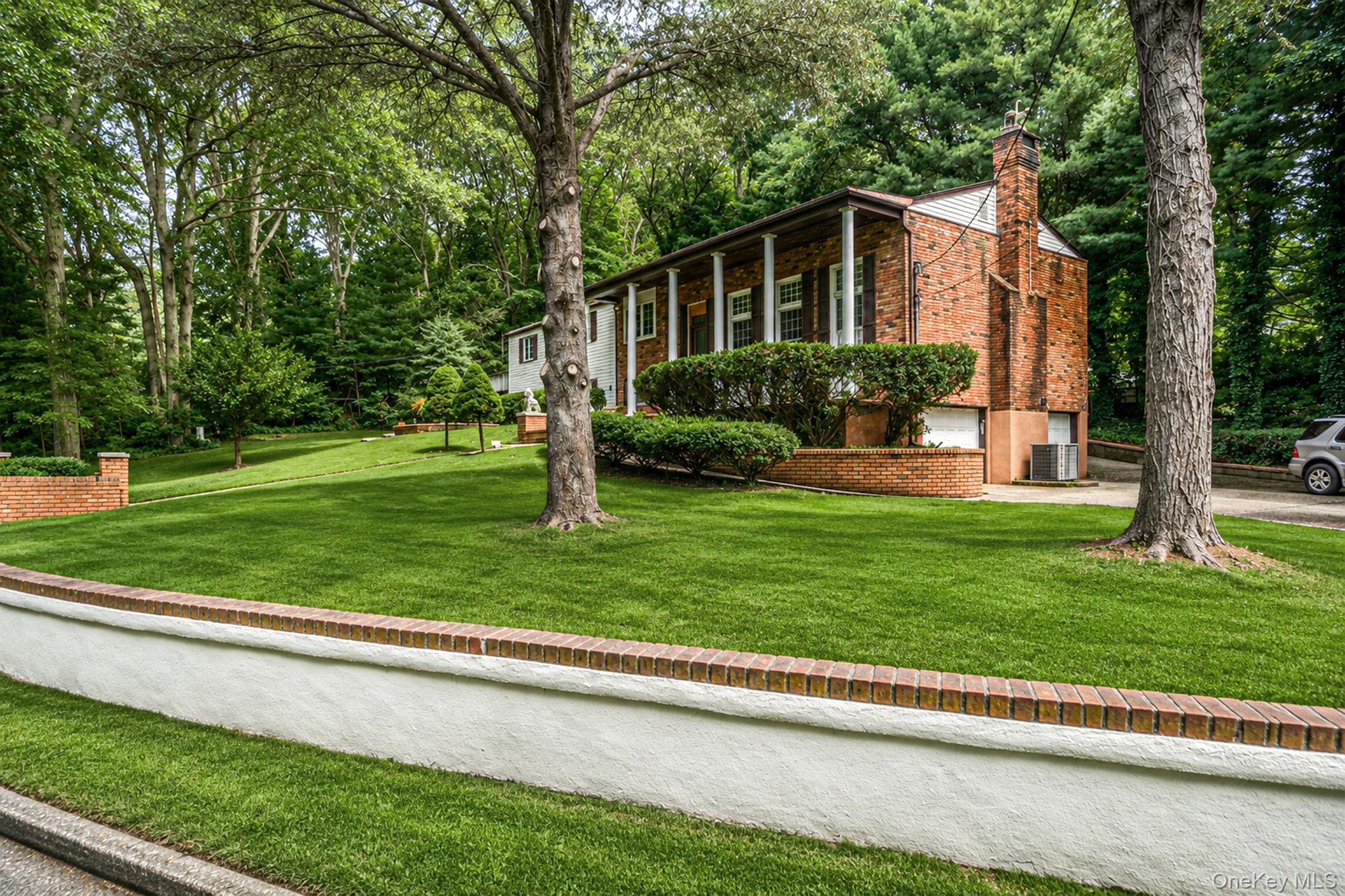23 Colonial Drive — photo 4
