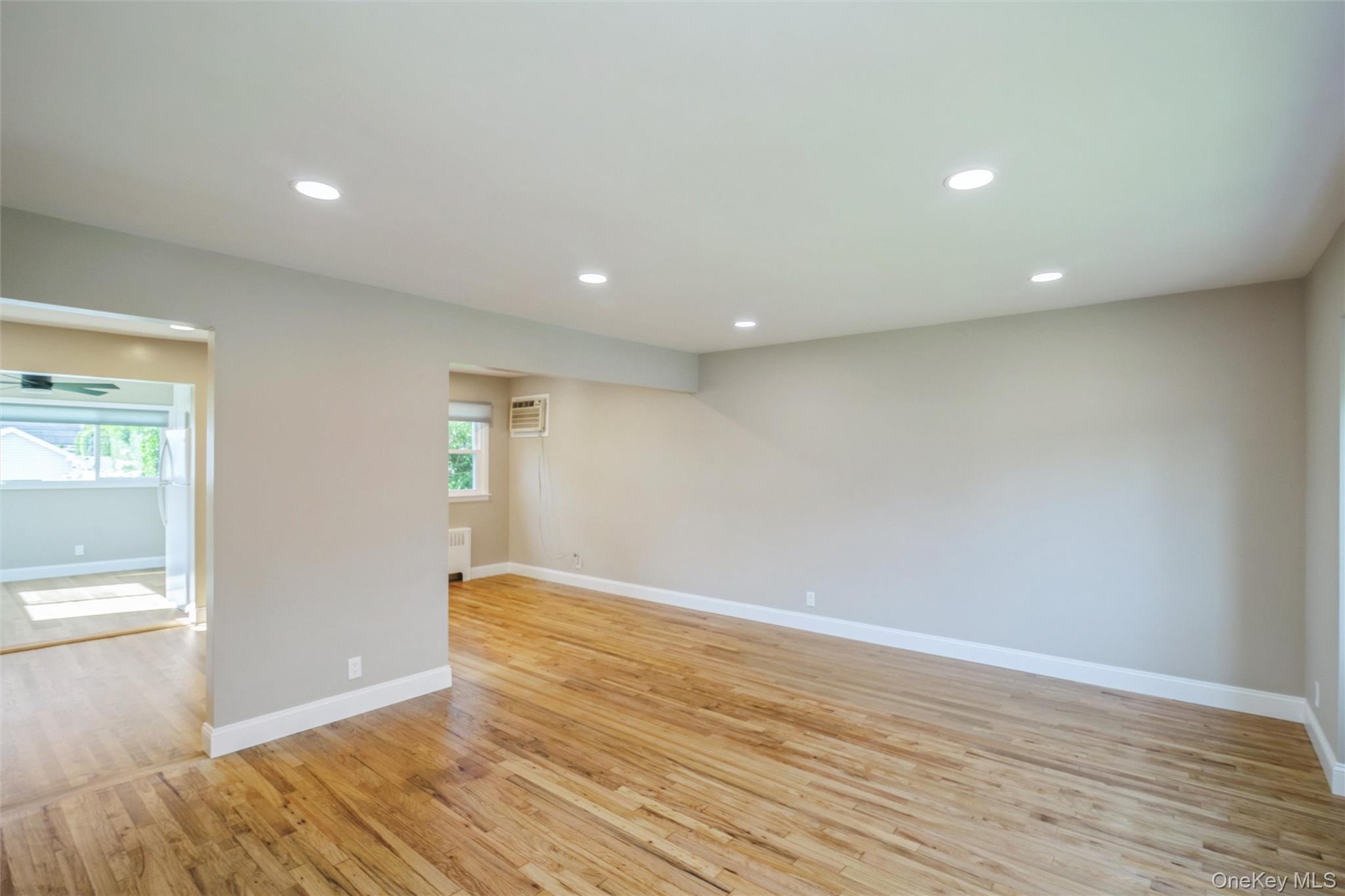 216 Hawthorne Street — photo 4