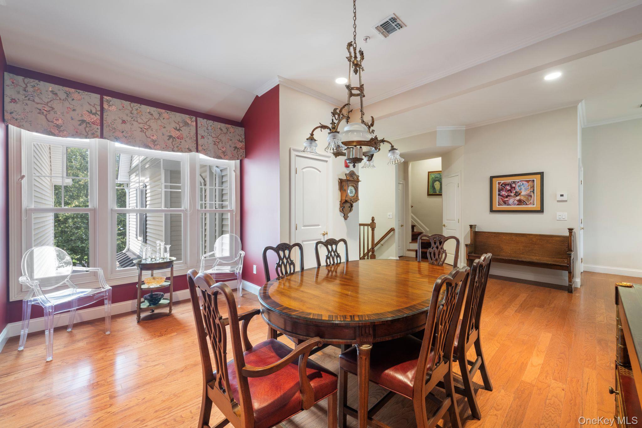 469 Pacing Way — photo 4