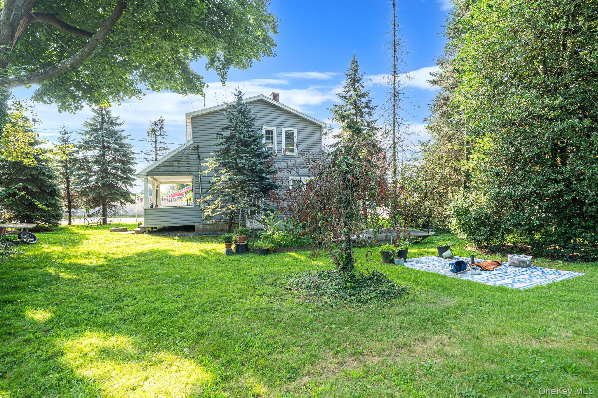 197 McKay Road, Huntington Station