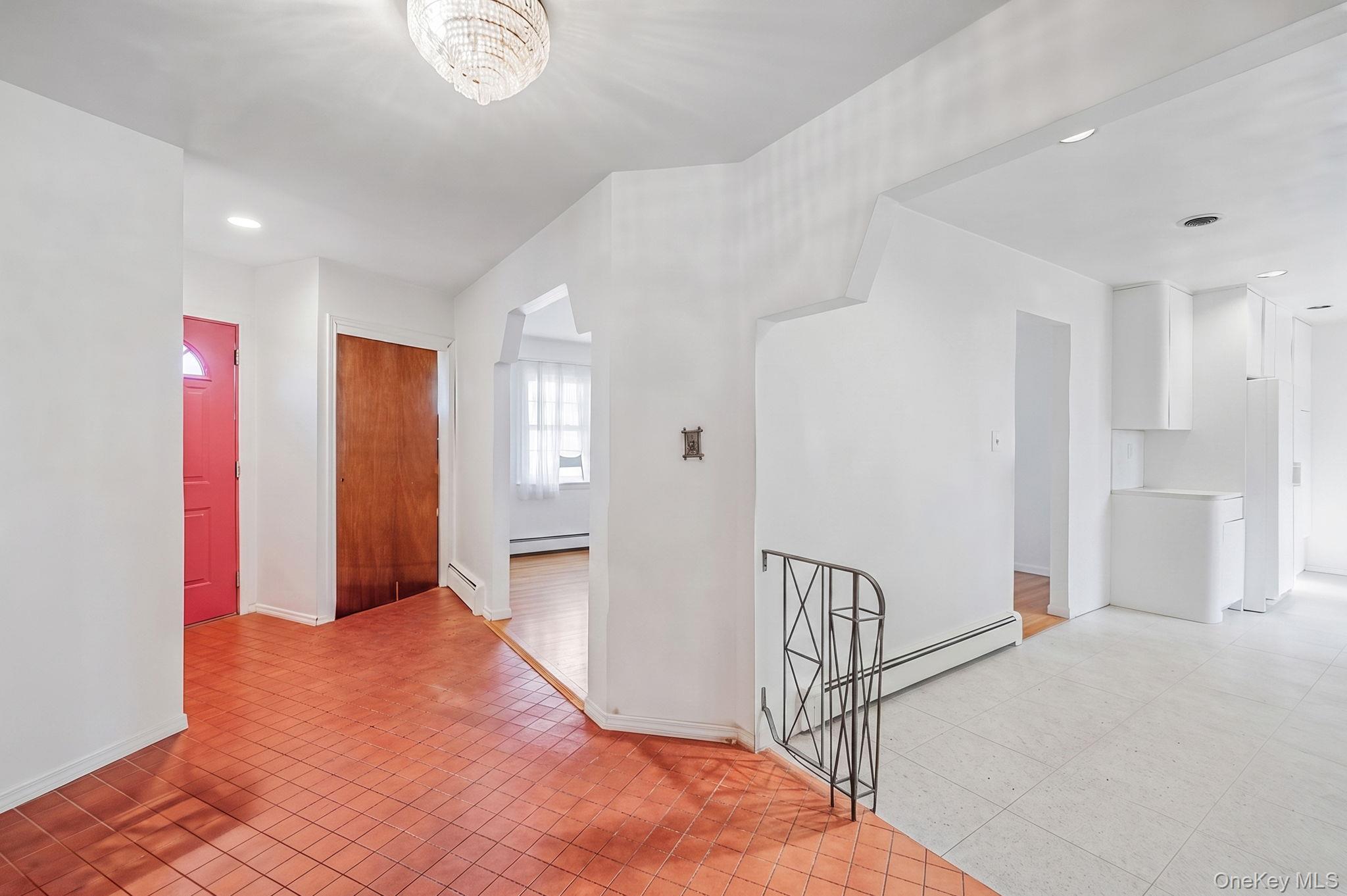 893 Gardiner Drive — photo 37