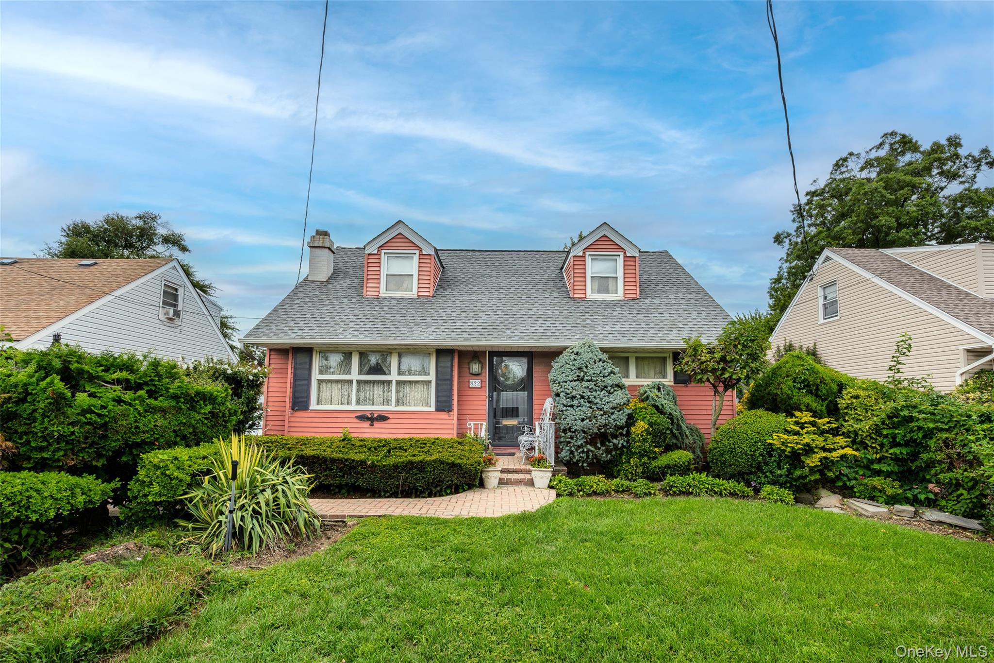 822 Peninsula Boulevard, Woodmere