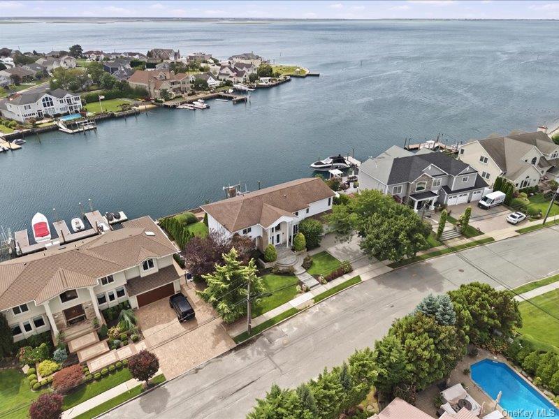 211 Whitewood Drive, Massapequa Park