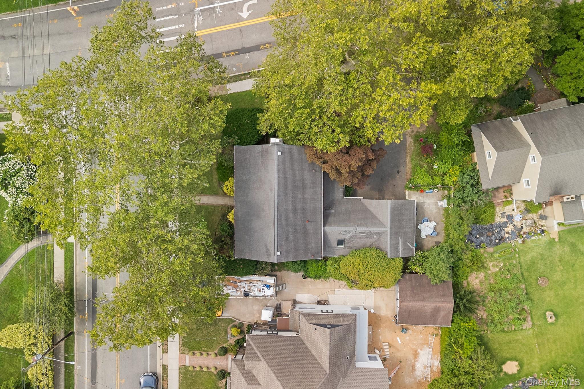 3 Demott Avenue — photo 7