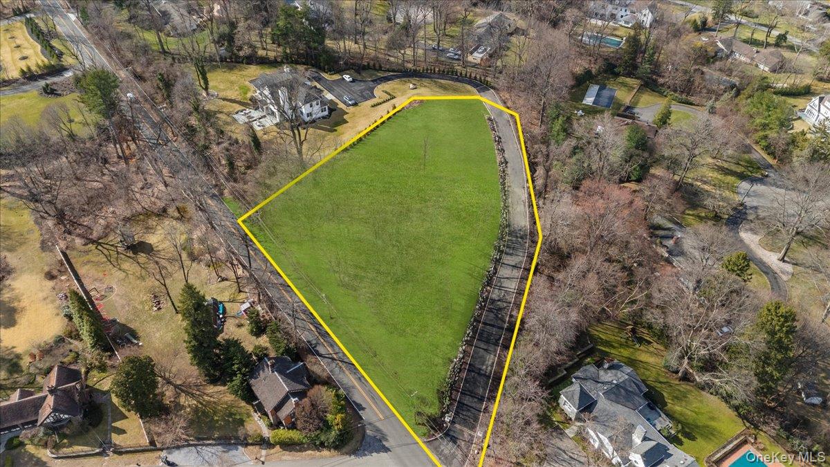 36 Cow Neck Road — photo 4