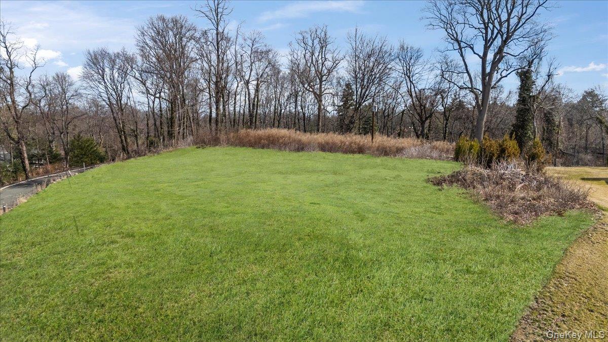 36 Cow Neck Road — photo 7