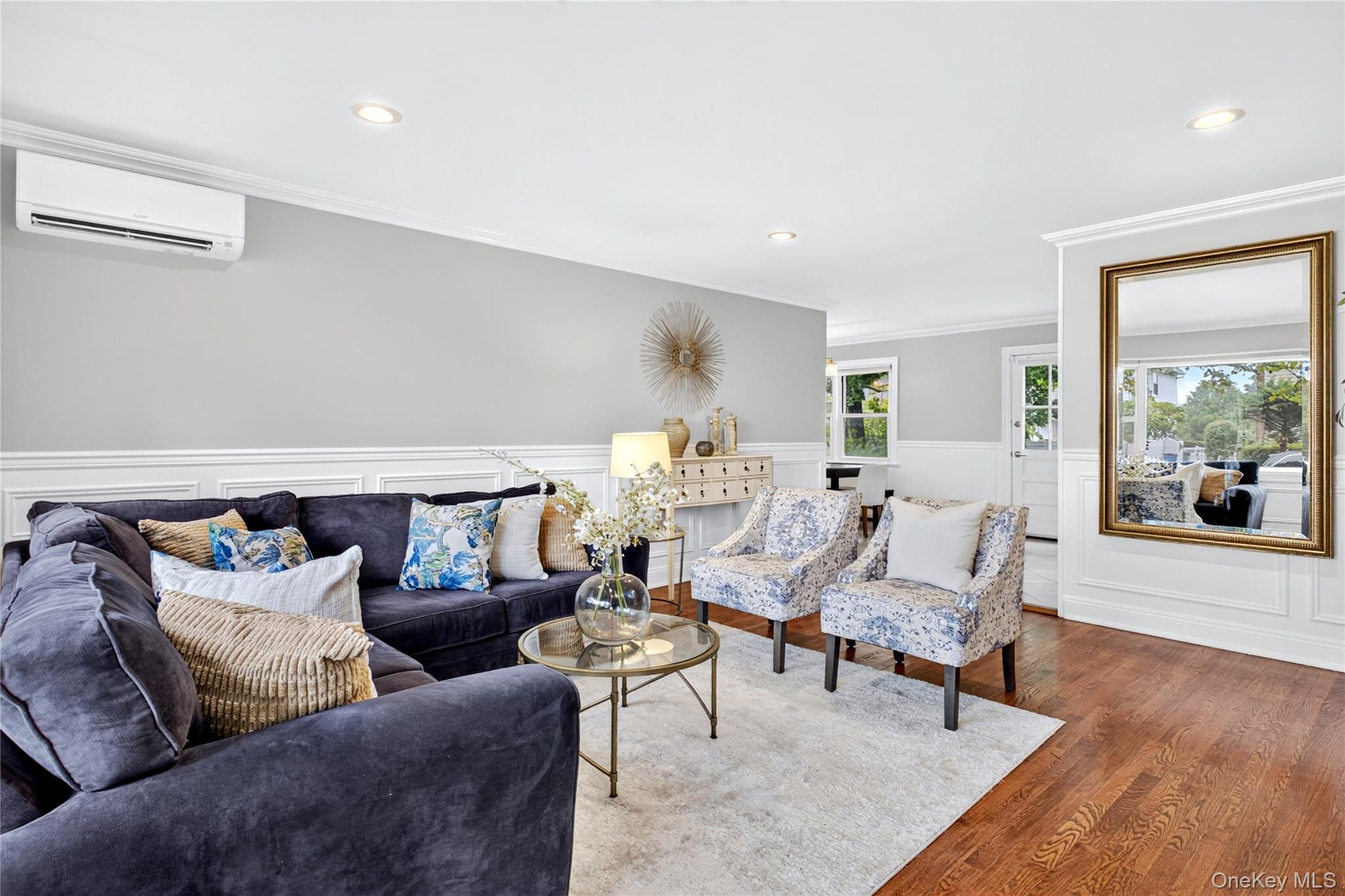 50 Commander Avenue — photo 2