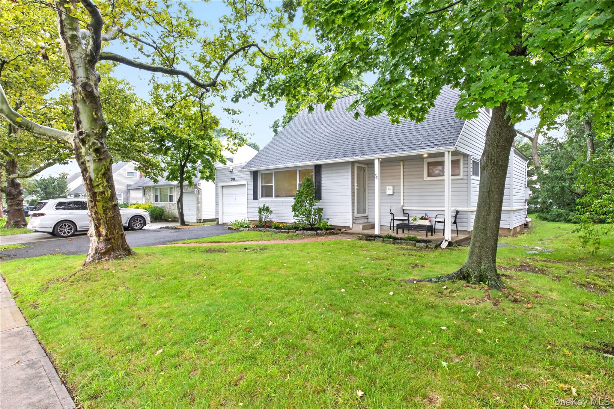 50 Commander Avenue — photo 7