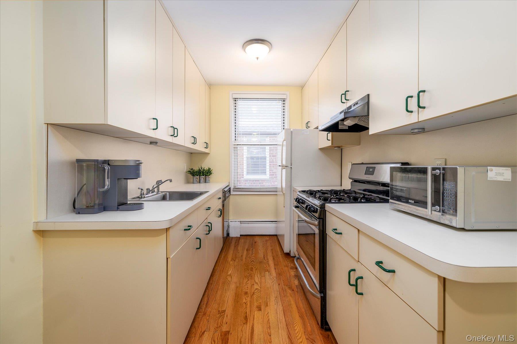 120 Morris Avenue #C9 — photo 9