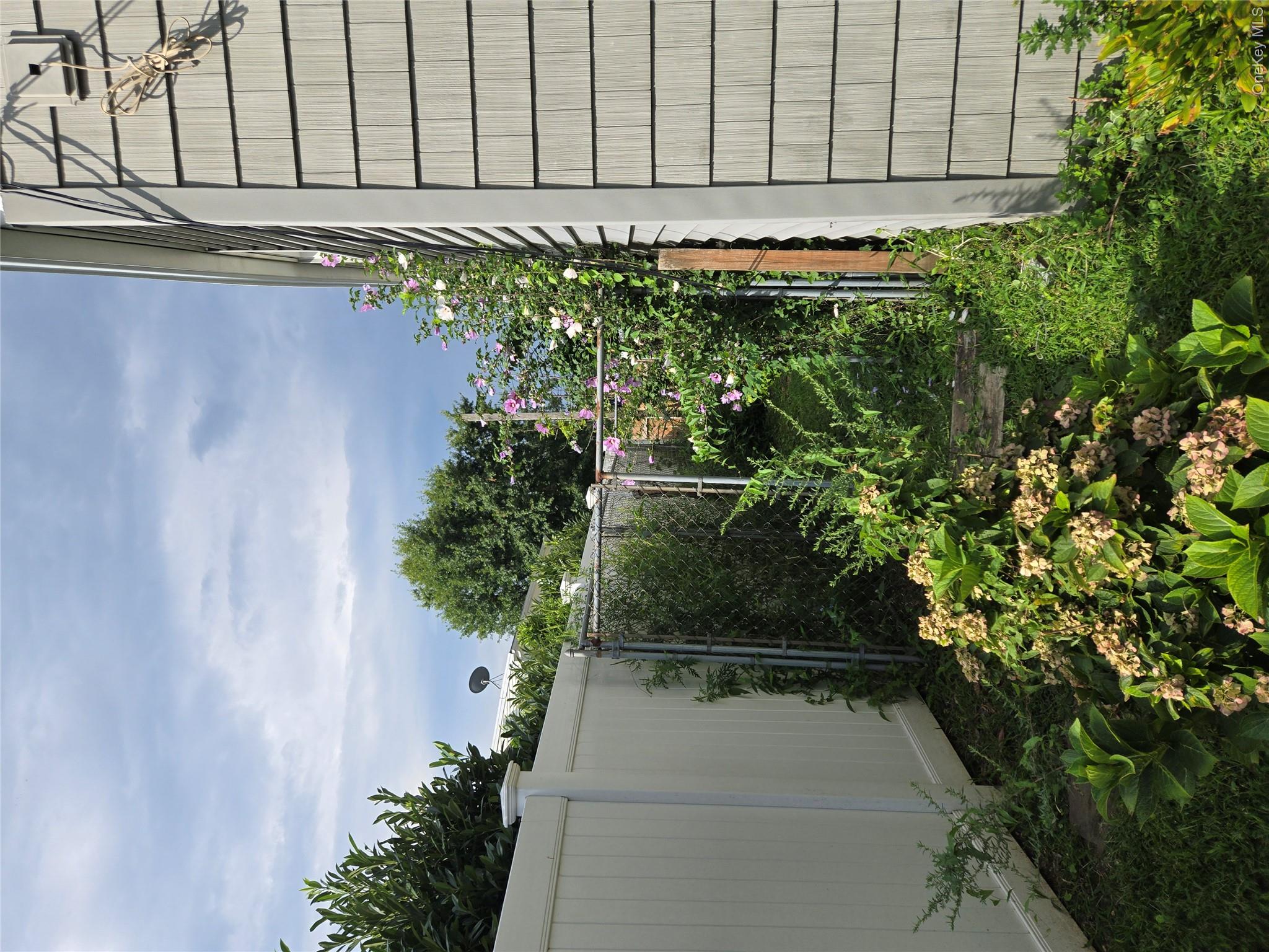 6 Cross Road — photo 9