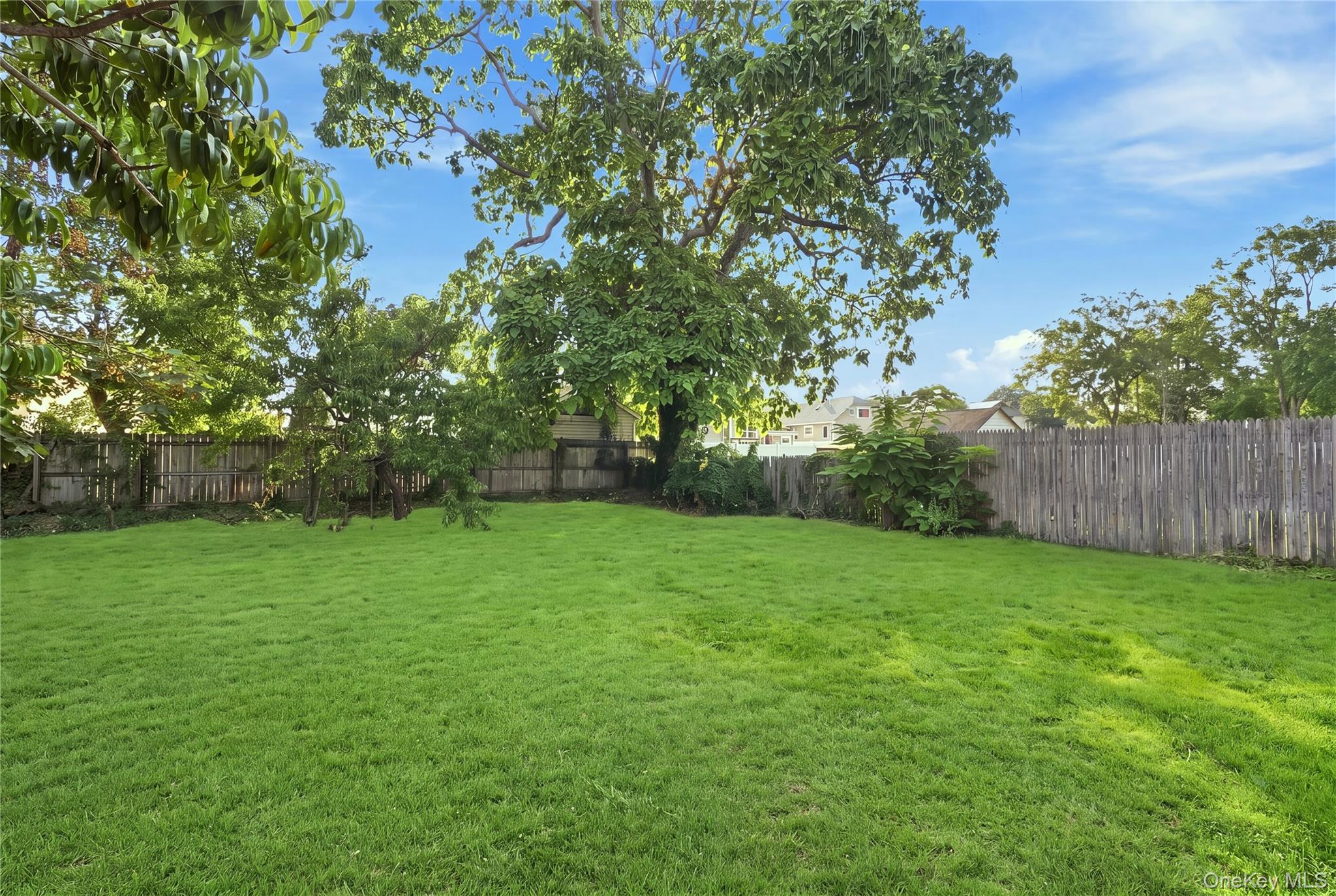 16 West Drive — photo 26