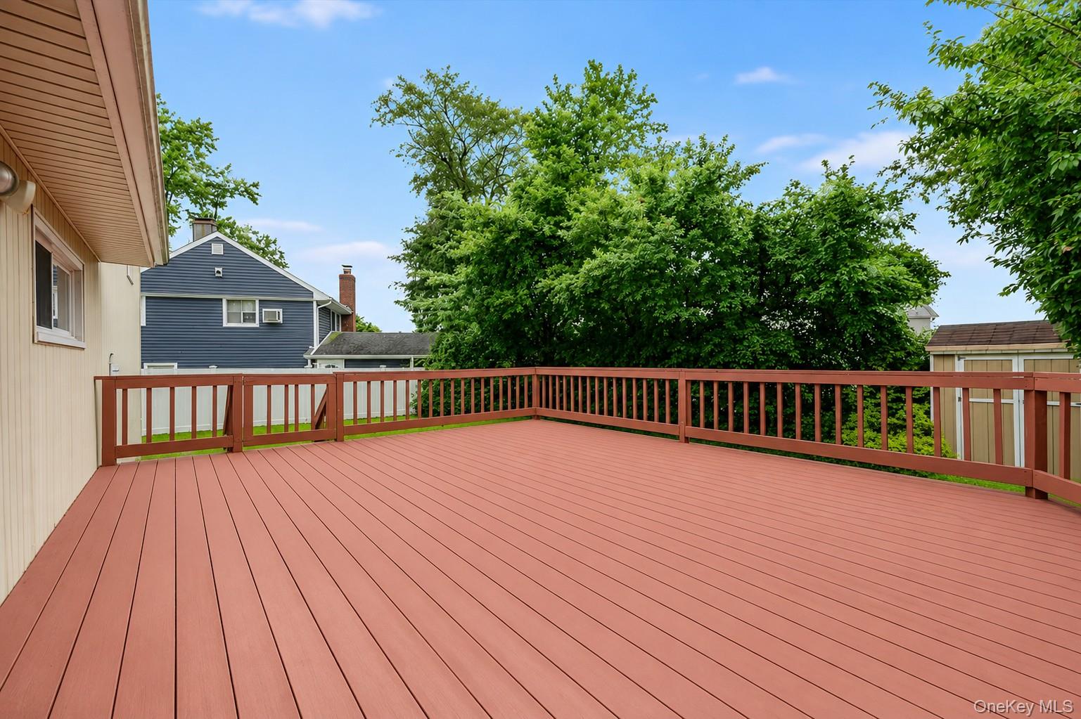 312 Waukena Avenue — photo 17