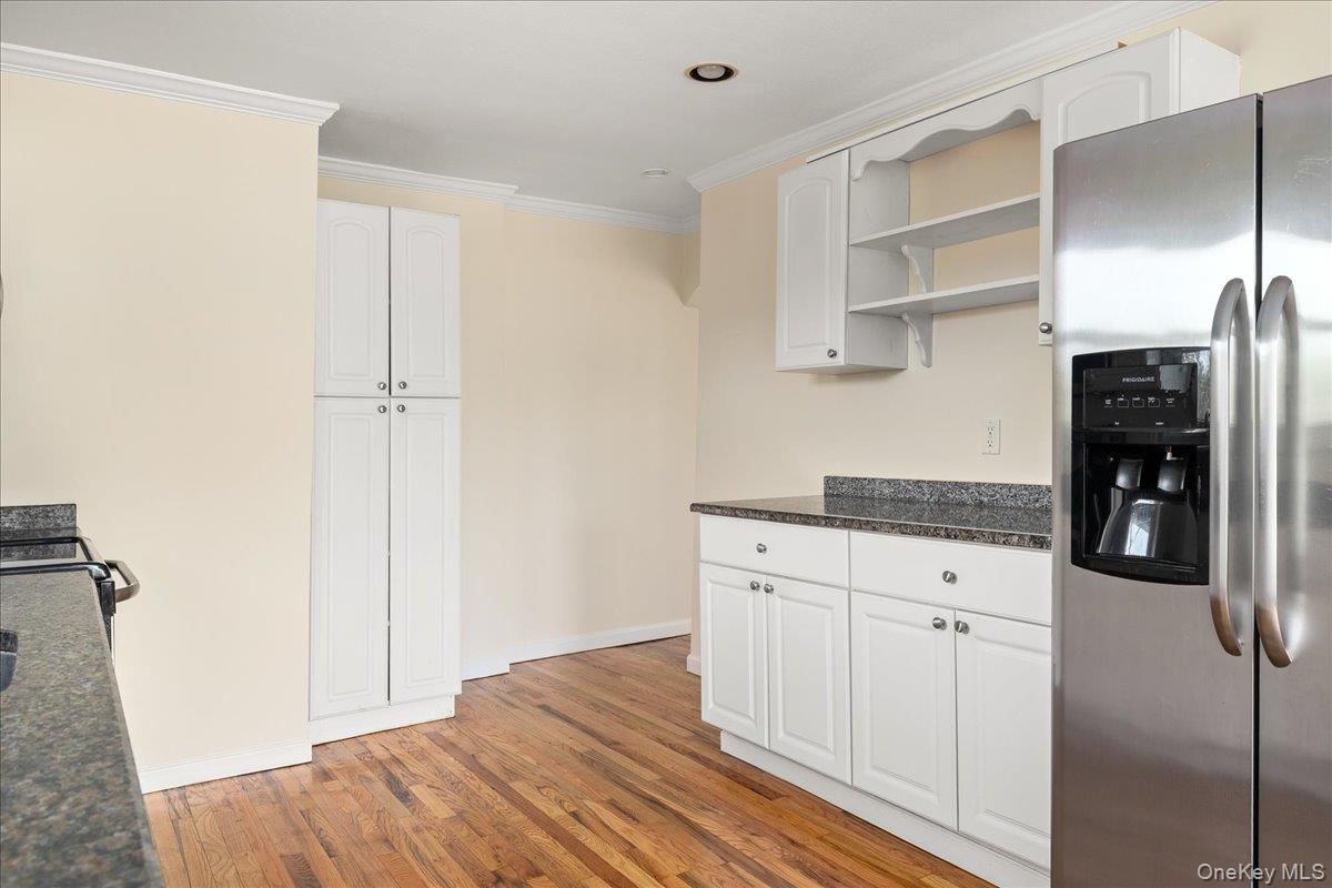 46 Riverdale Avenue — photo 11