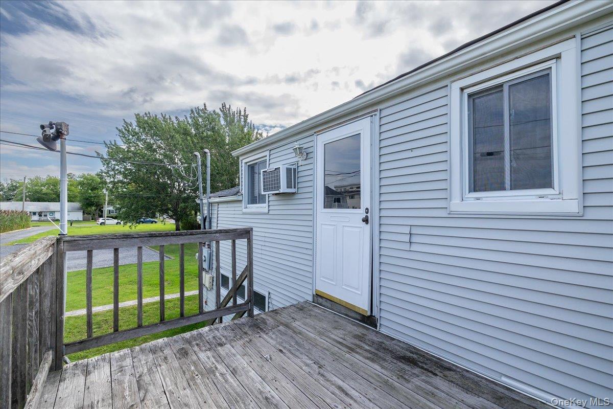 46 Riverdale Avenue — photo 29