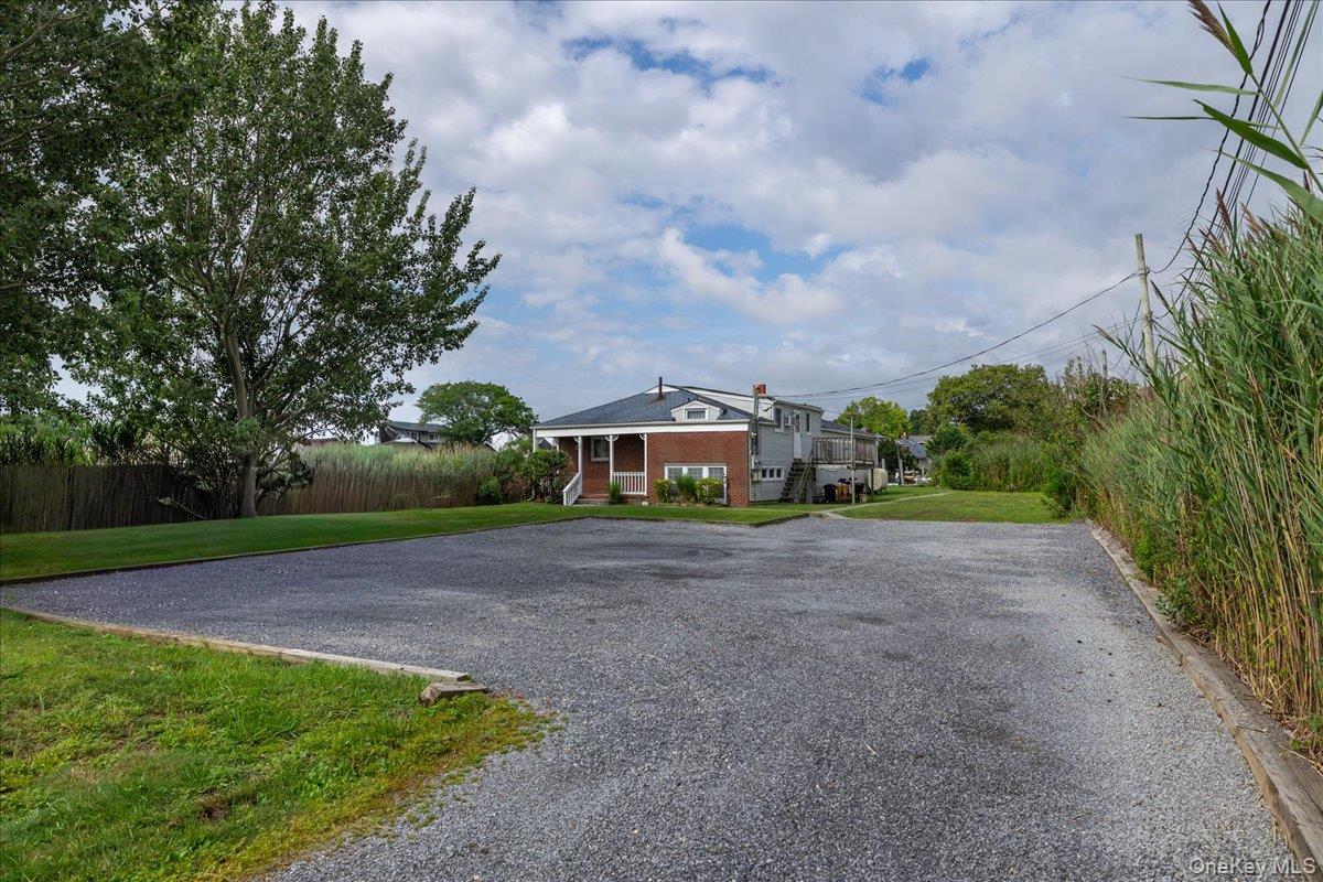 46 Riverdale Avenue — photo 39