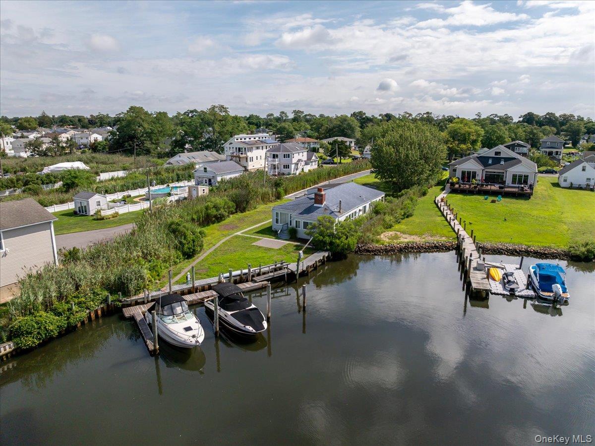 46 Riverdale Avenue, Massapequa