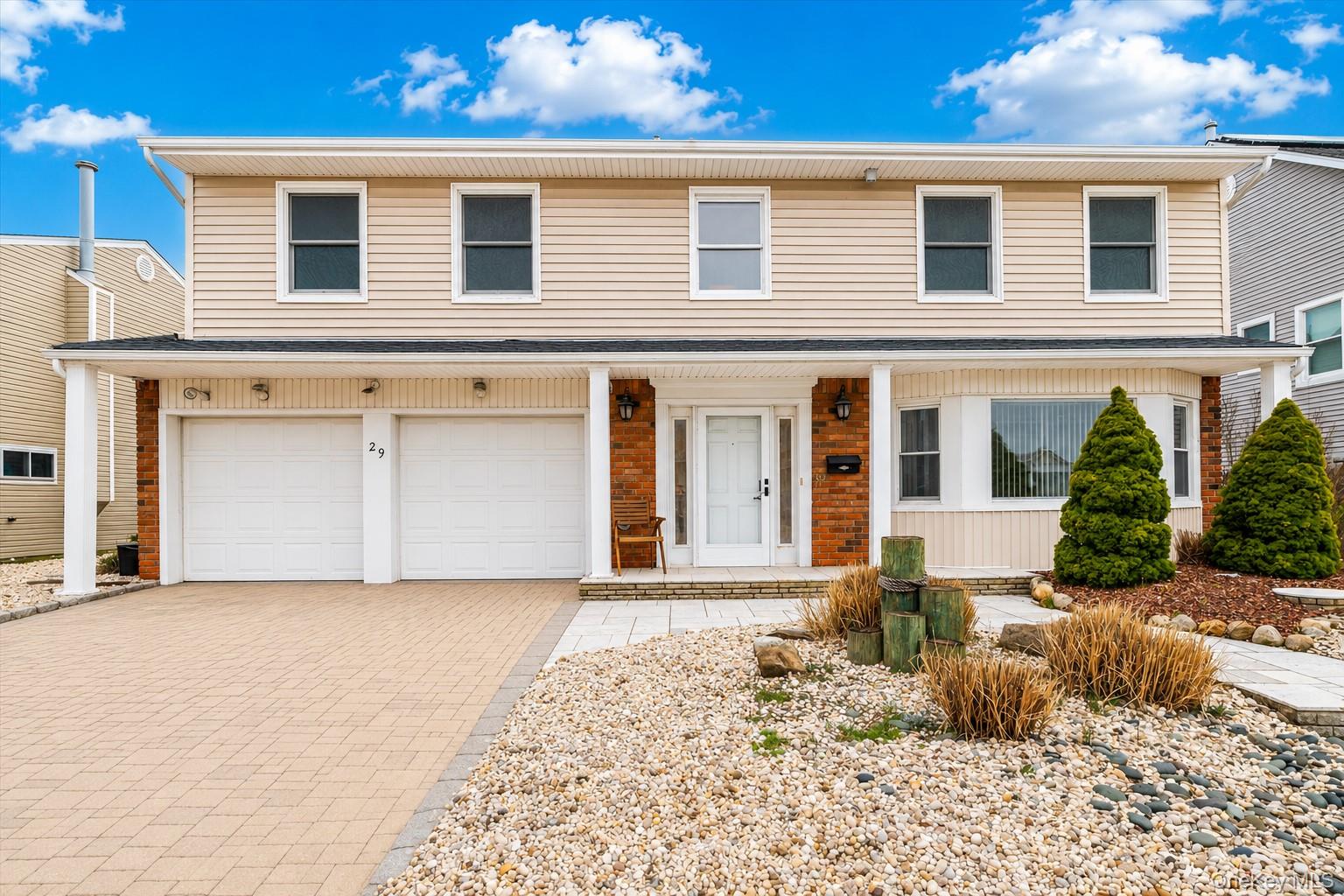 29 Donna Lane, Lido Beach