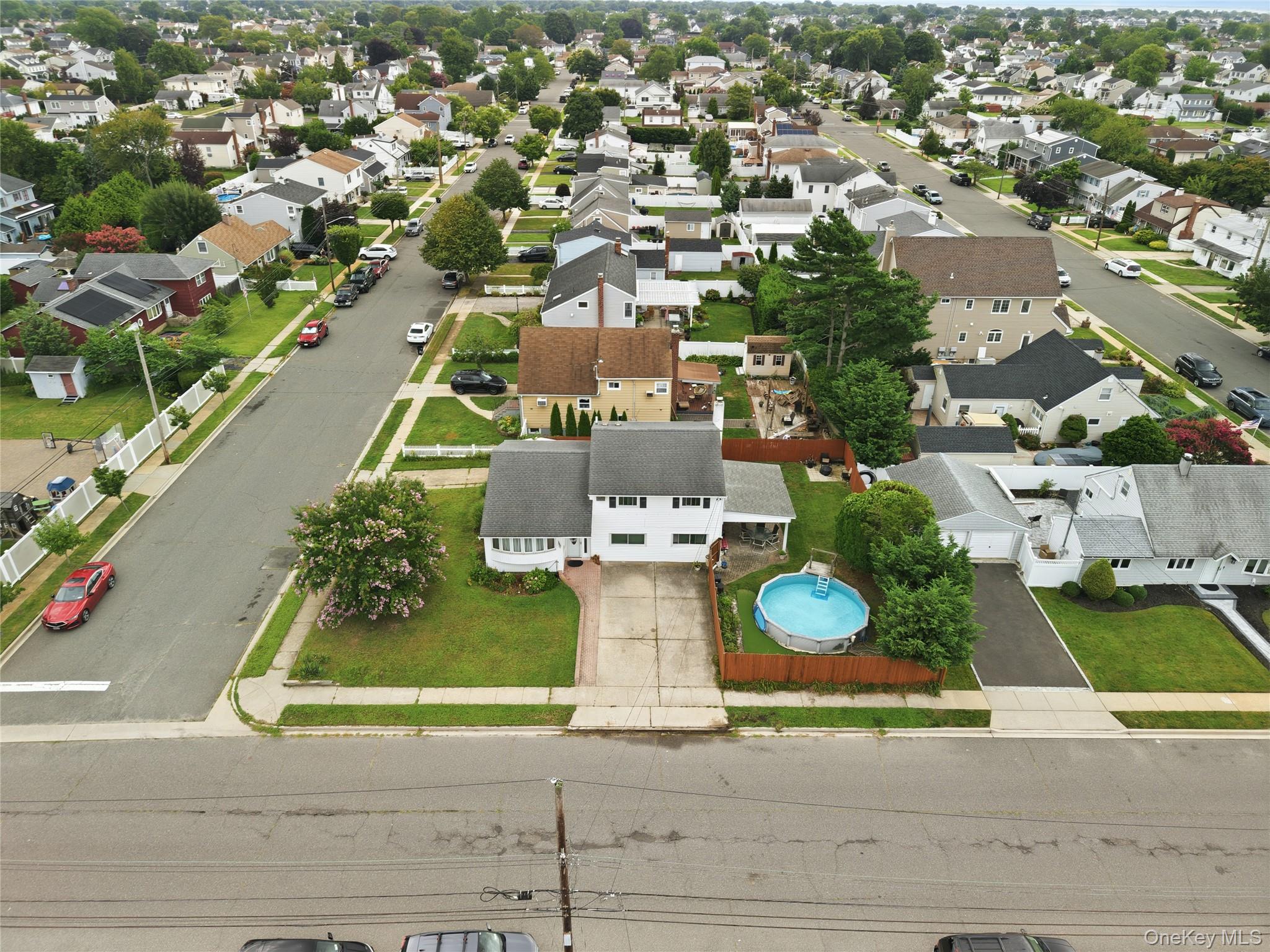 245 Seaford Avenue — photo 35