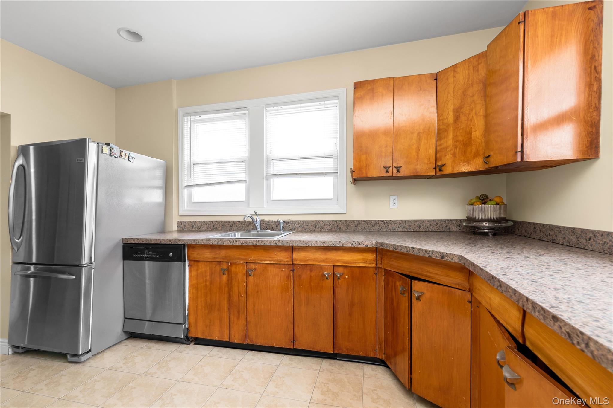 73 Liberty Avenue — photo 4