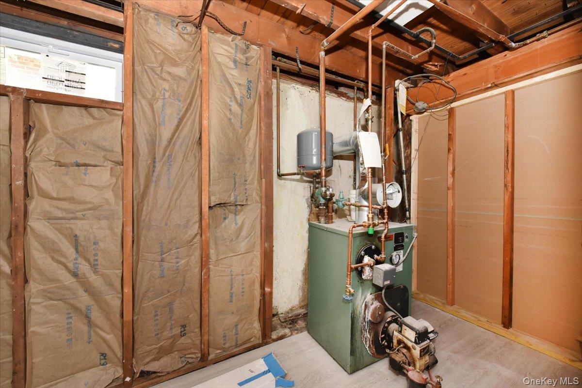 12 Leonard Road — photo 33