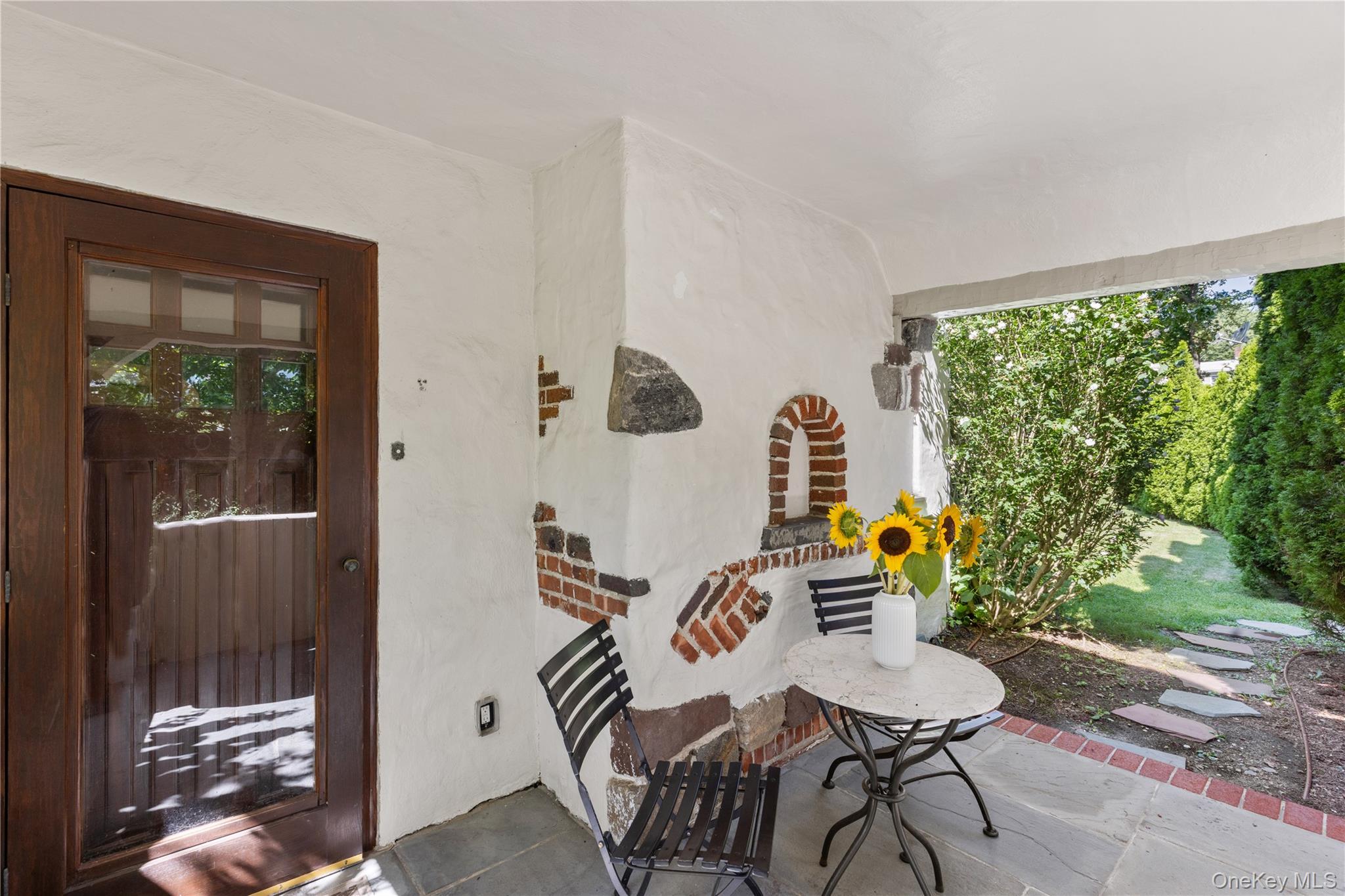 30 Merritts Pond Road — photo 2