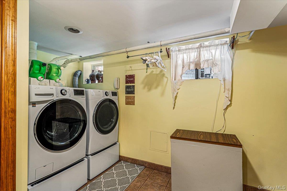 138 Locust Street — photo 20