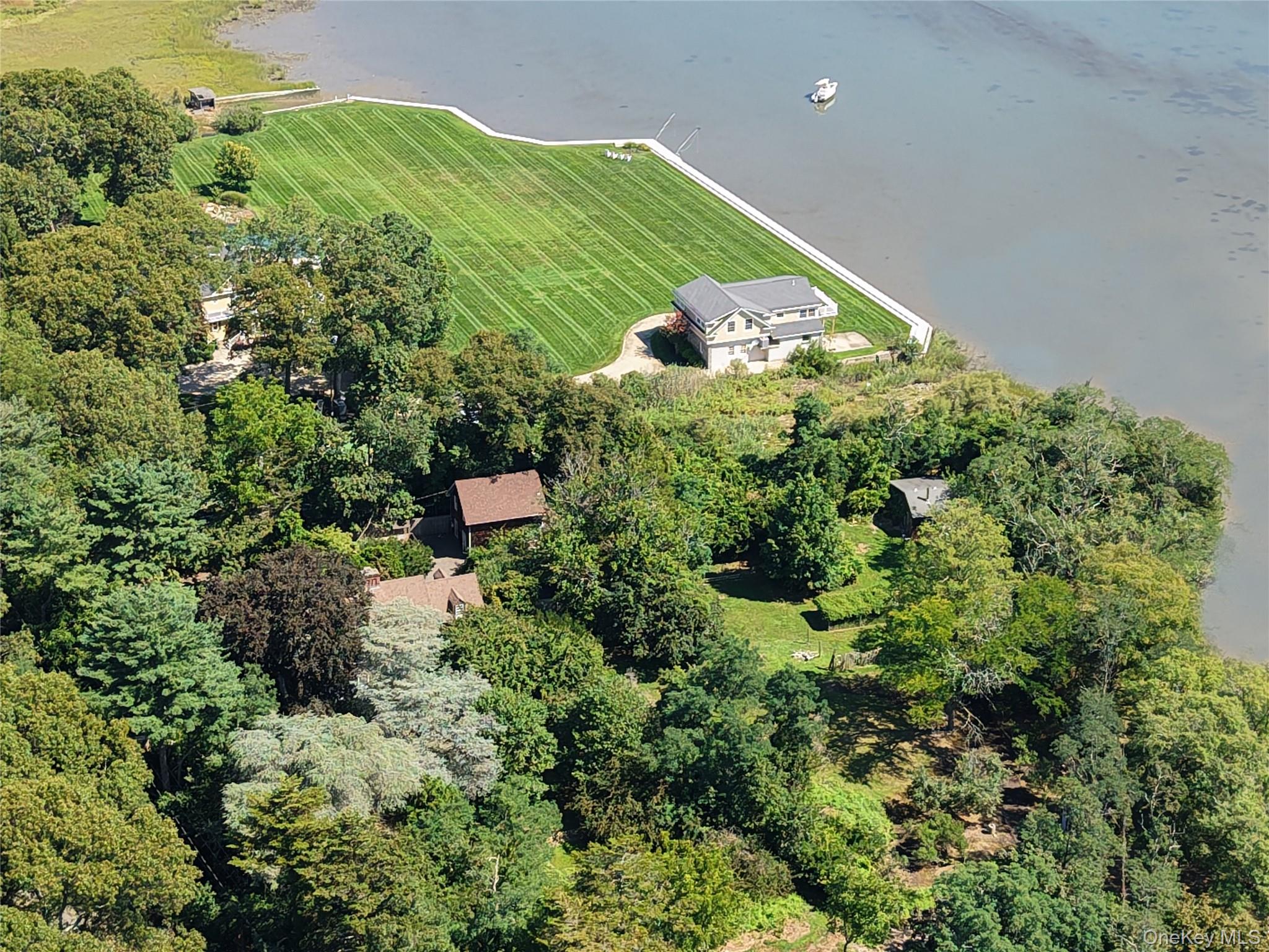 75 Old Field Road — photo 10