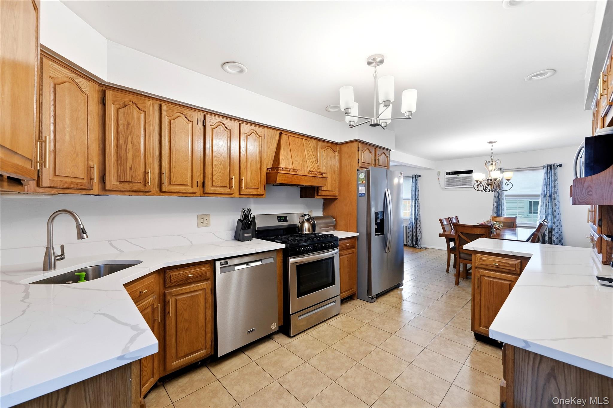 205 Stuart Road — photo 12