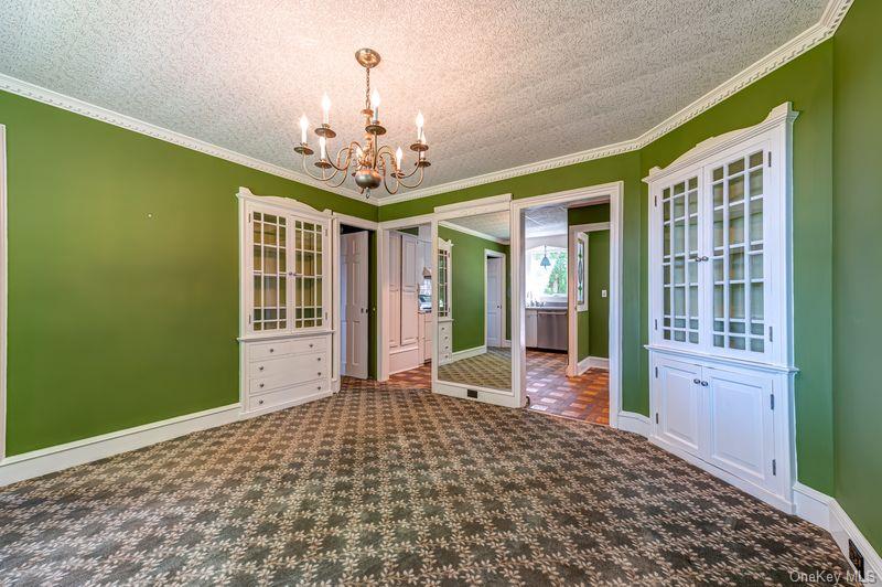 105 Laurel Lane — photo 8