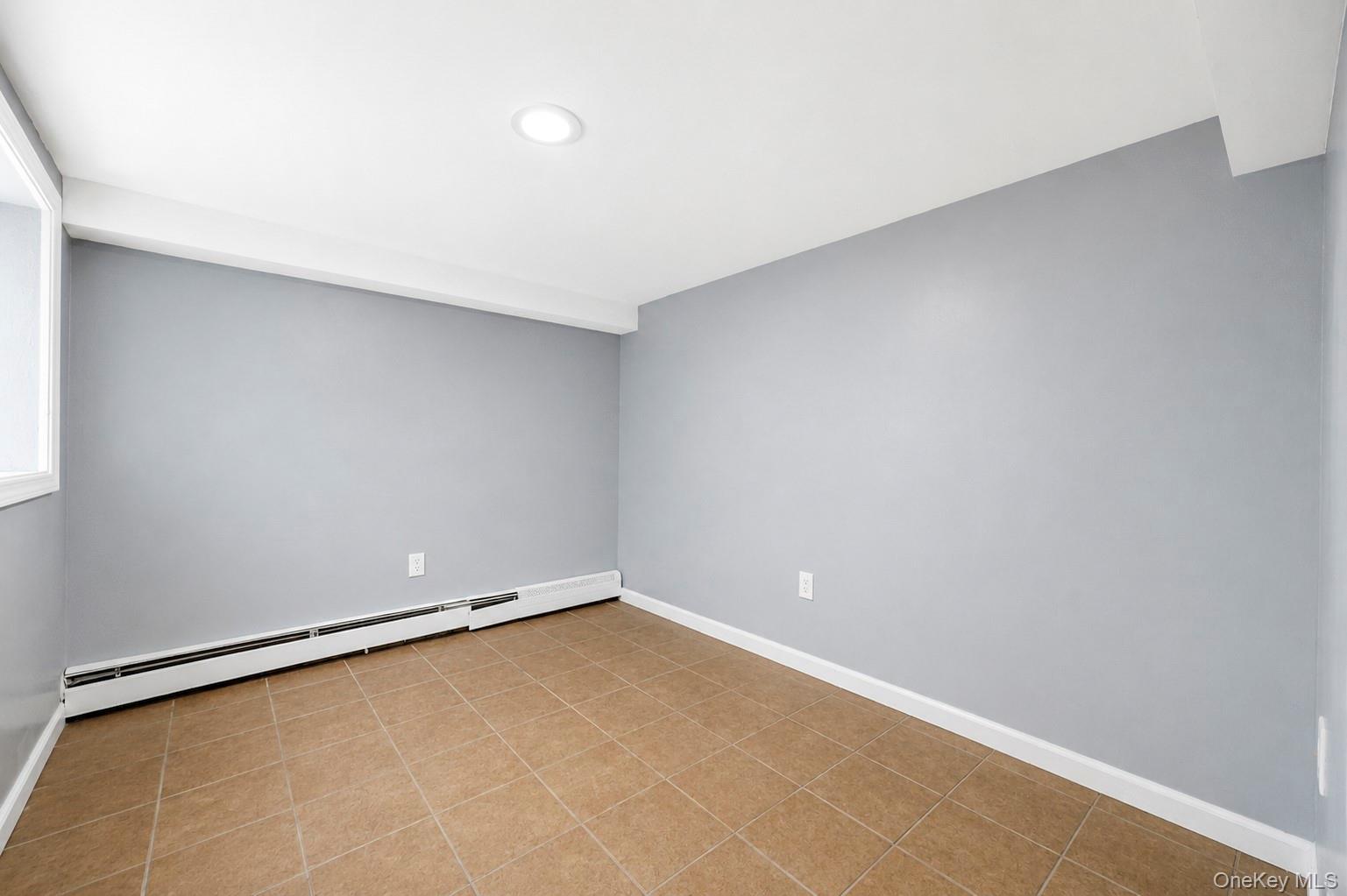 666 Rosevale Avenue — photo 31