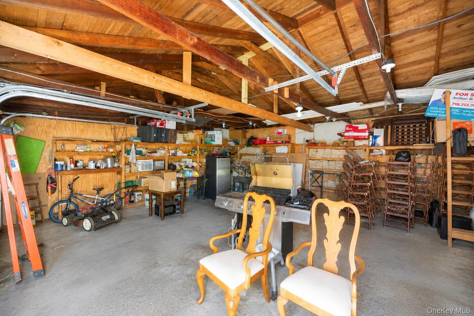 666 Rosevale Avenue — photo 38