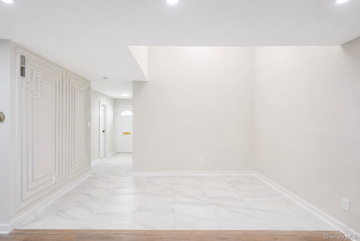95 Windsor Gate Drive — photo 18