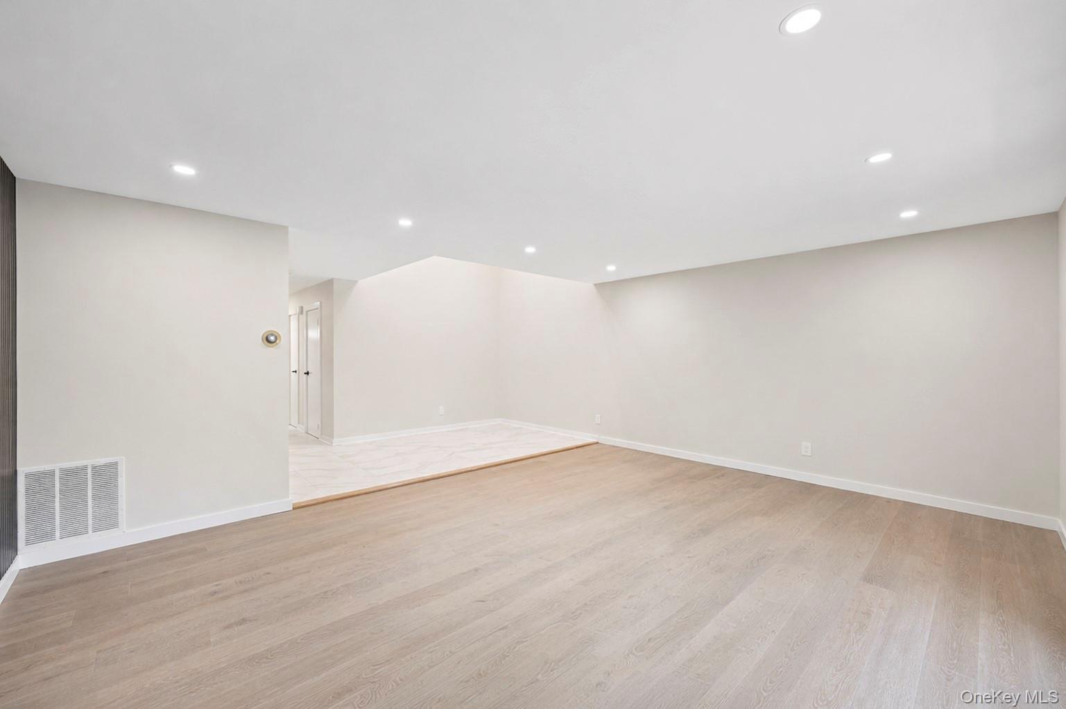 95 Windsor Gate Drive — photo 23