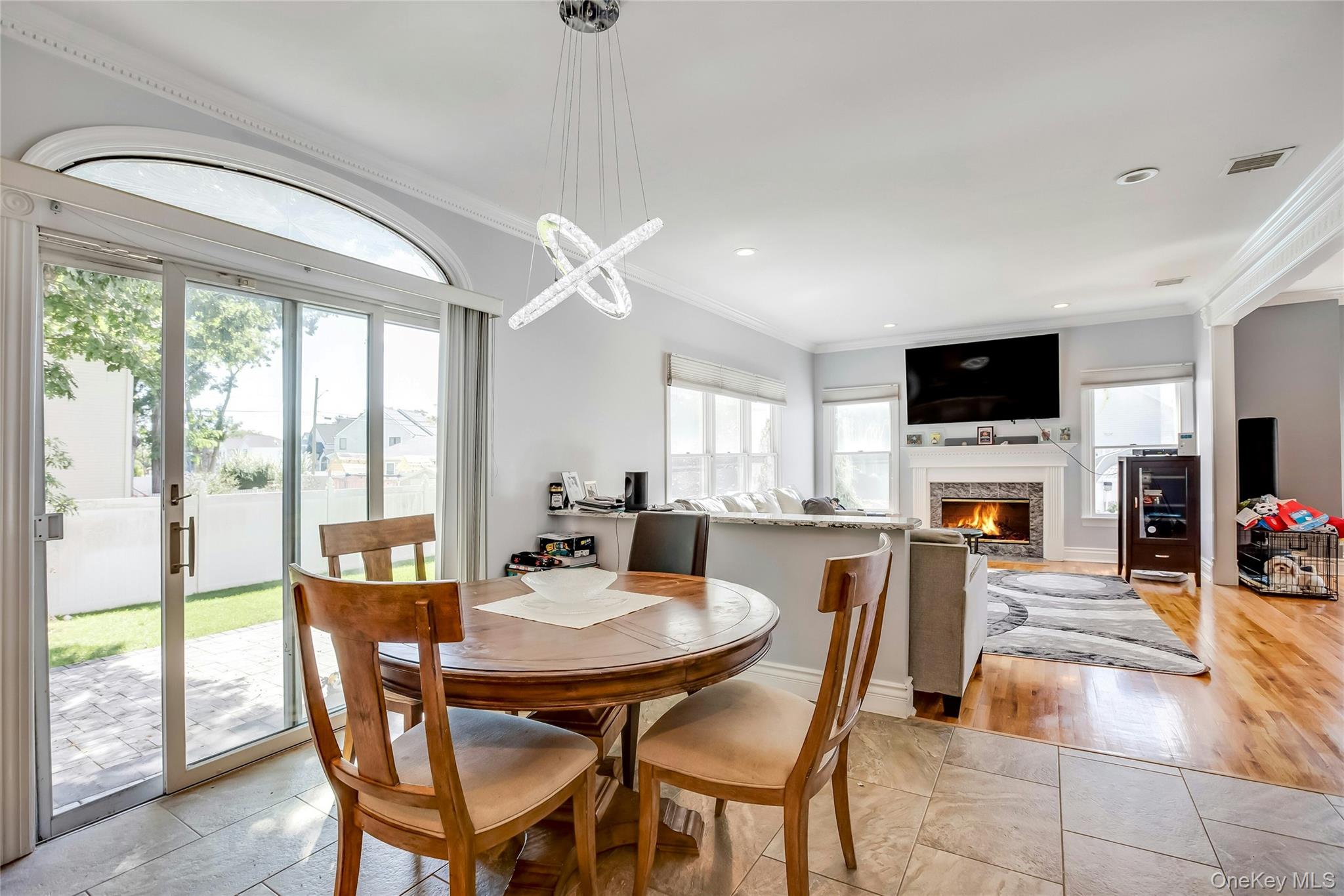 11 Raphael Boulevard — photo 10
