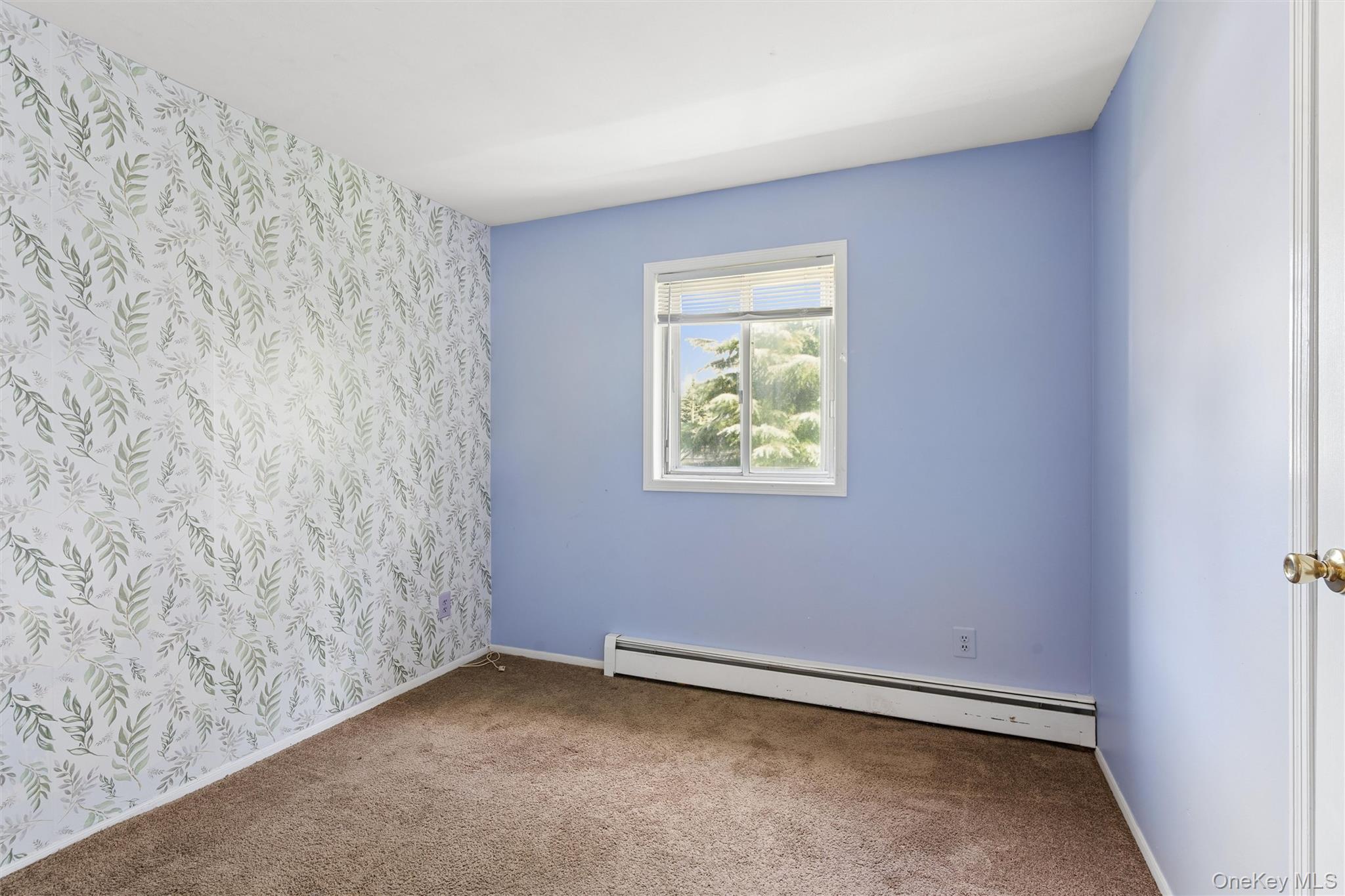 1928 Gormley Avenue — photo 16
