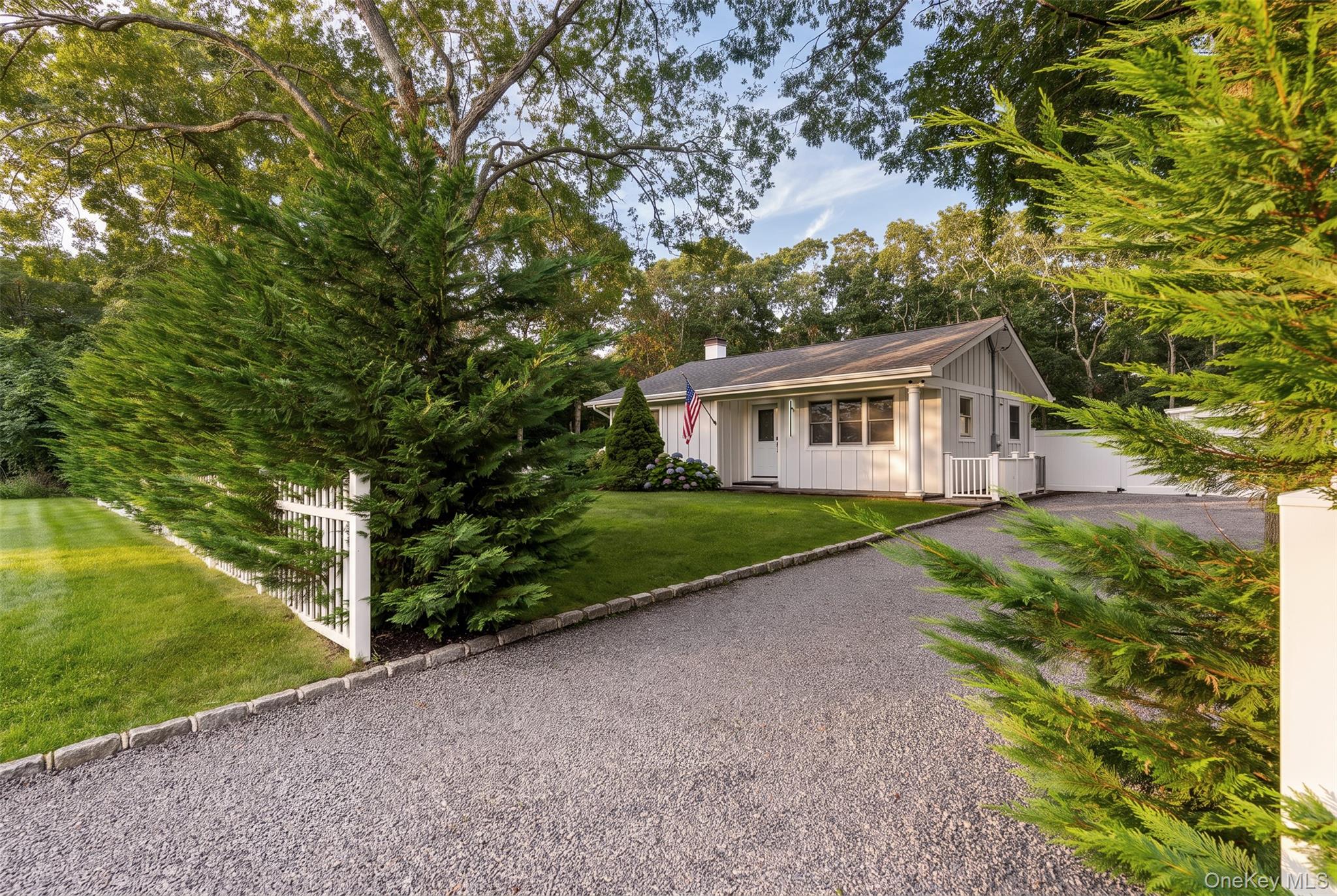 81 Country Road, Westhampton Beach