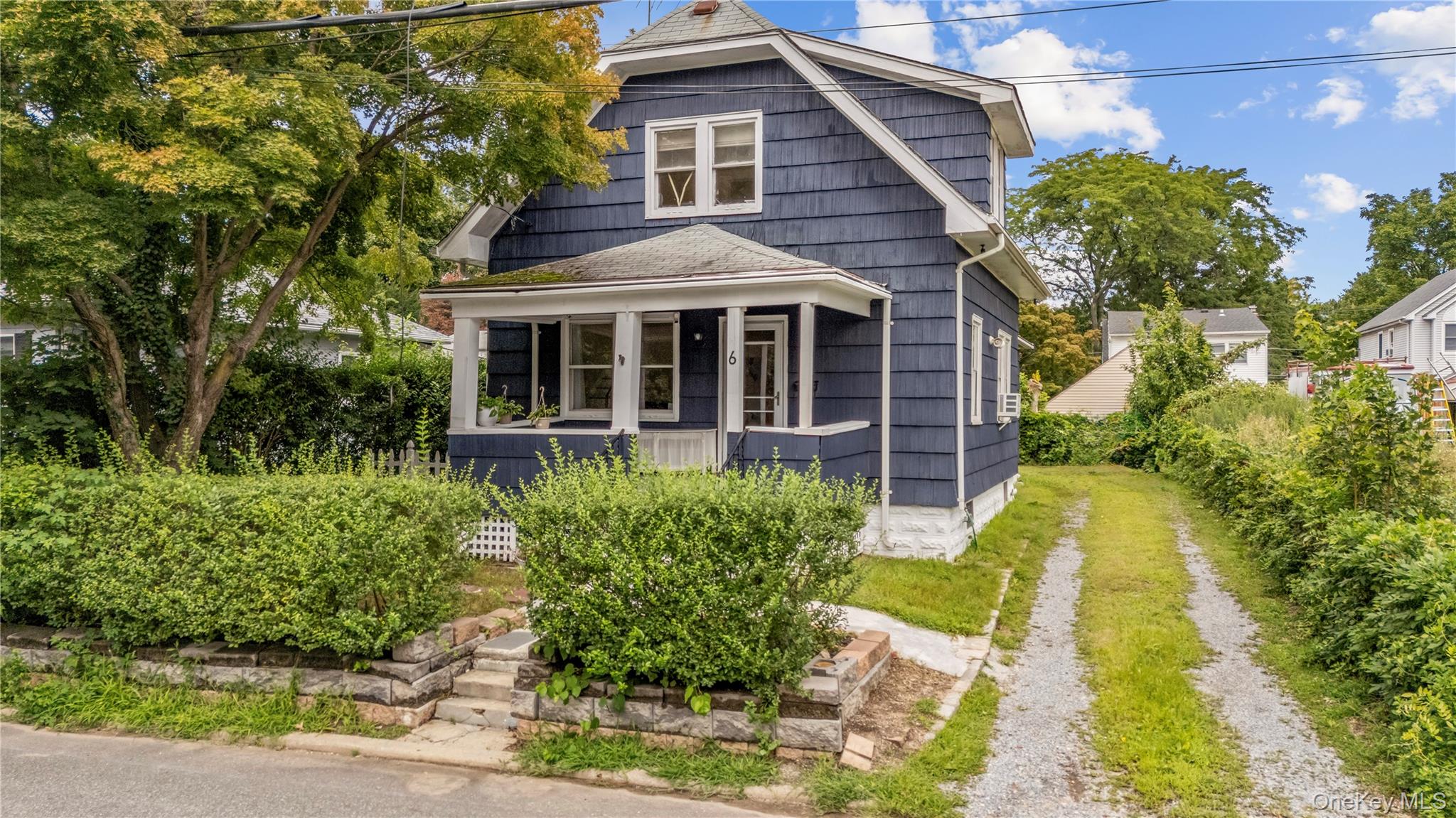 6 Littleworth Lane, Sea Cliff